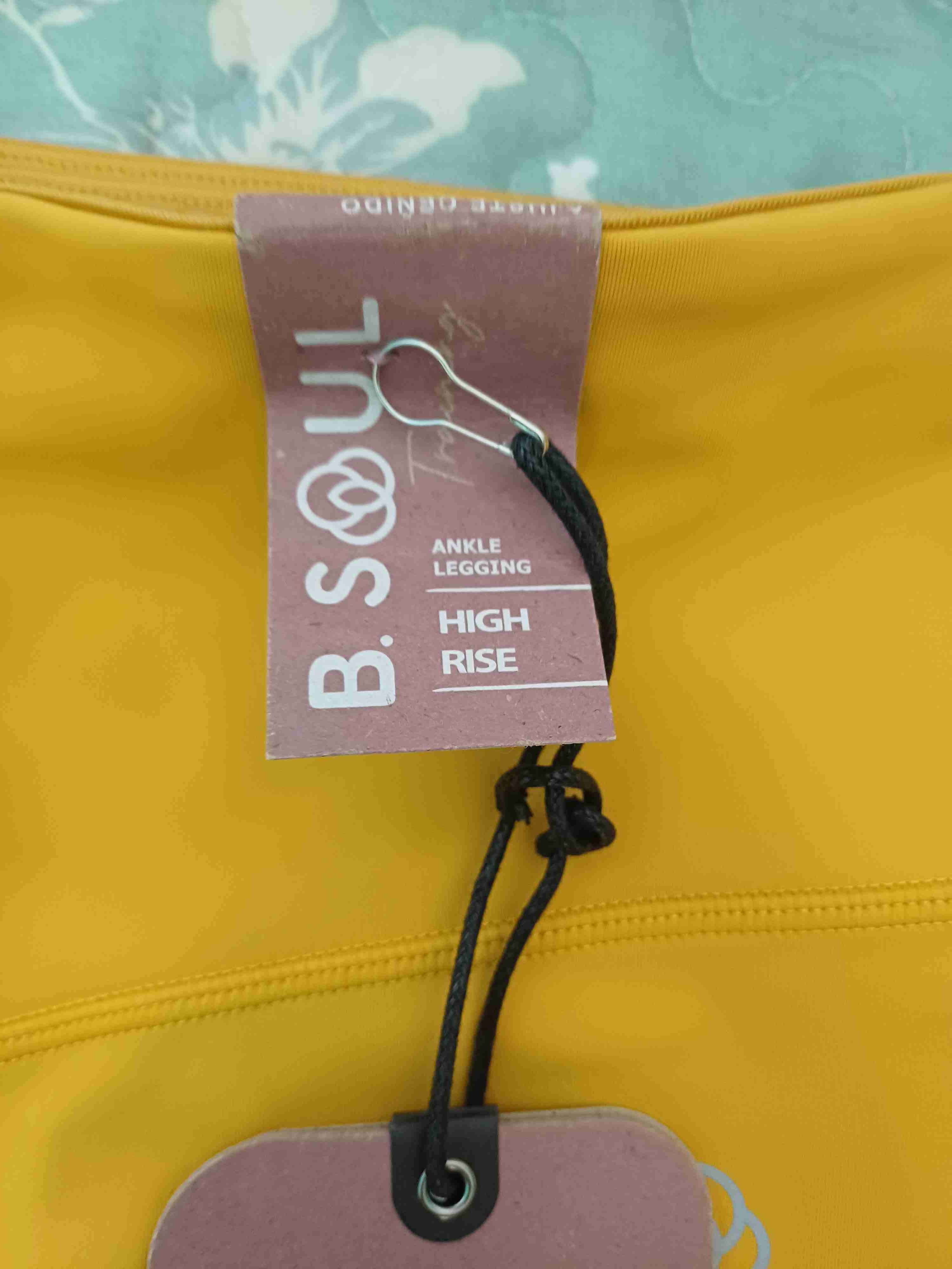 Calzas deportivas amarillas - miniatura 2