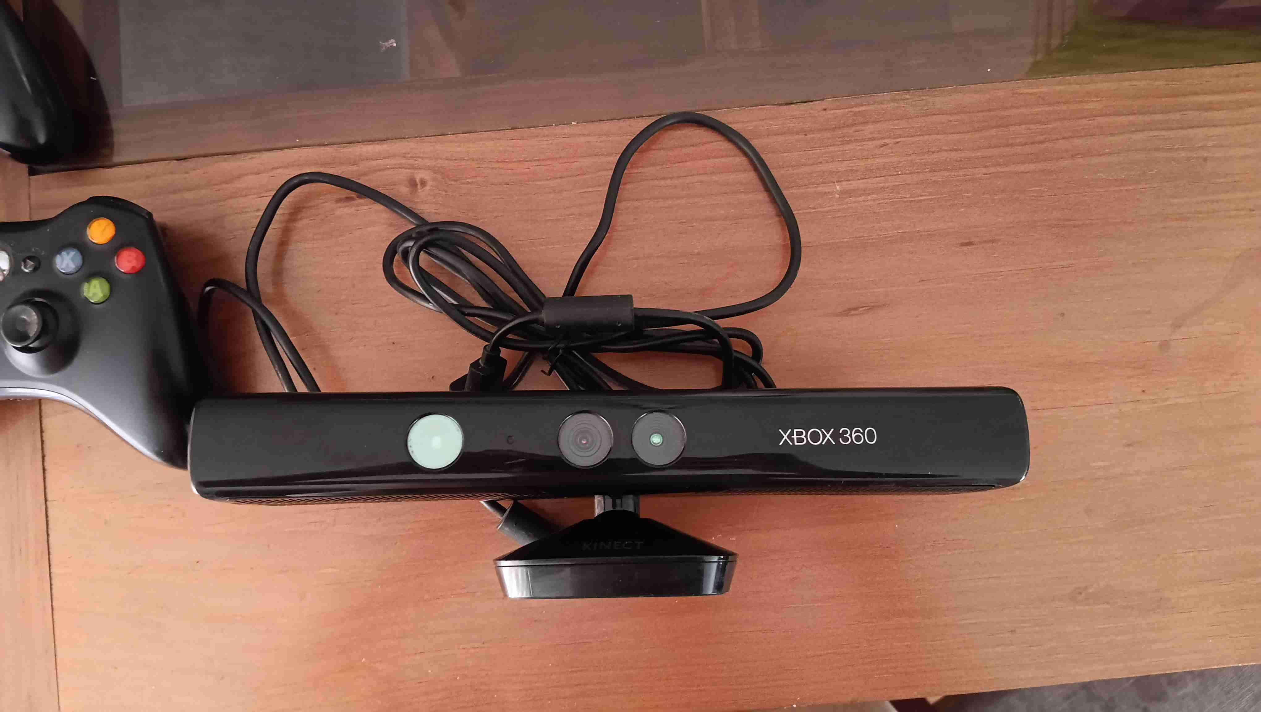 Consola Xbox 360 con controles - 3