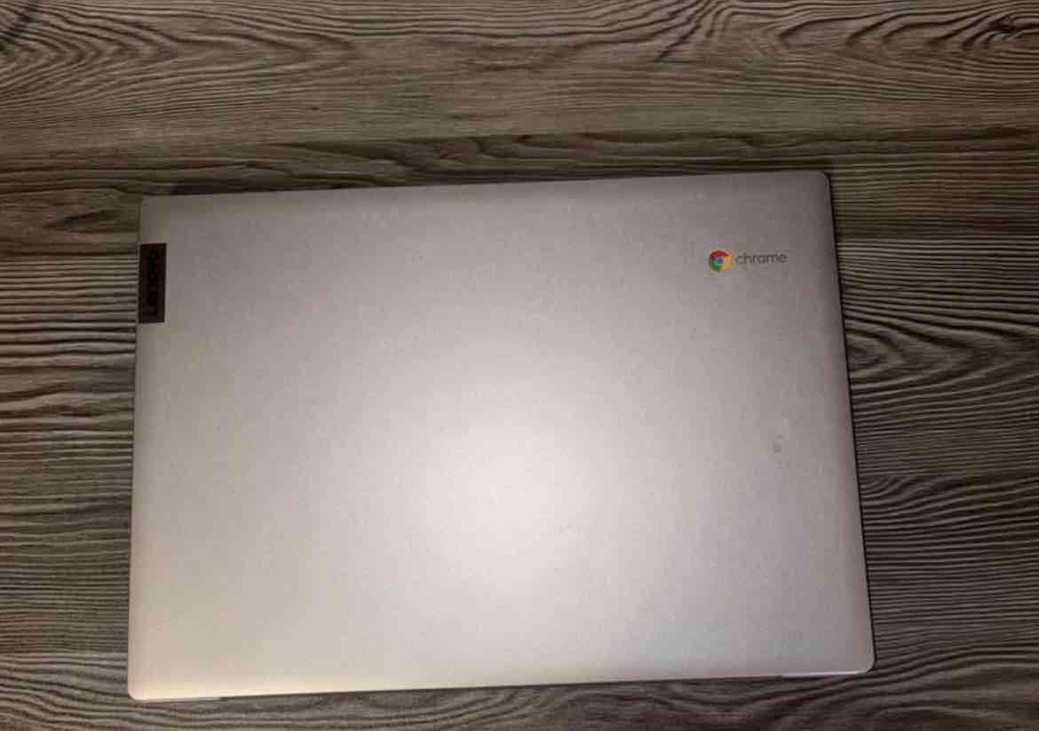 Laptop Lenovo gris - miniatura 5