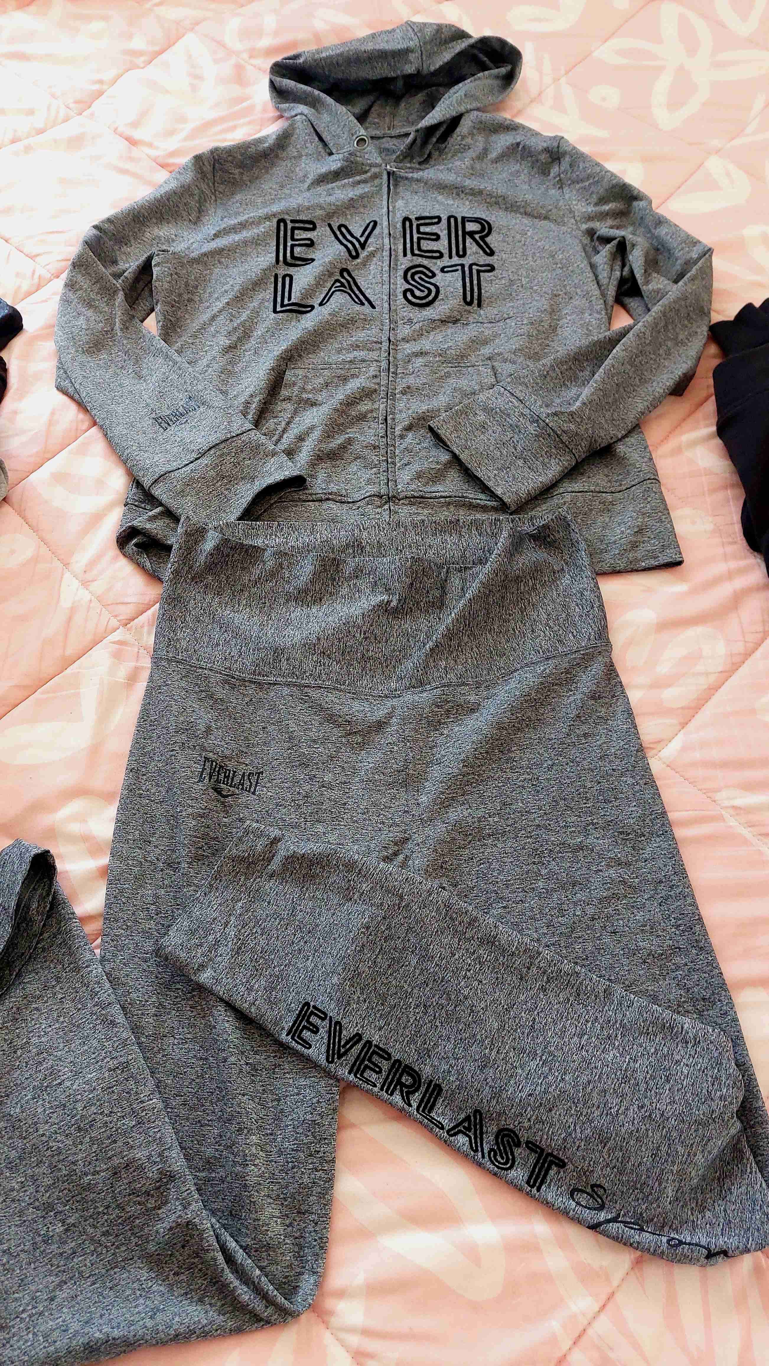 Conjunto deportivo Everlast gris - 1