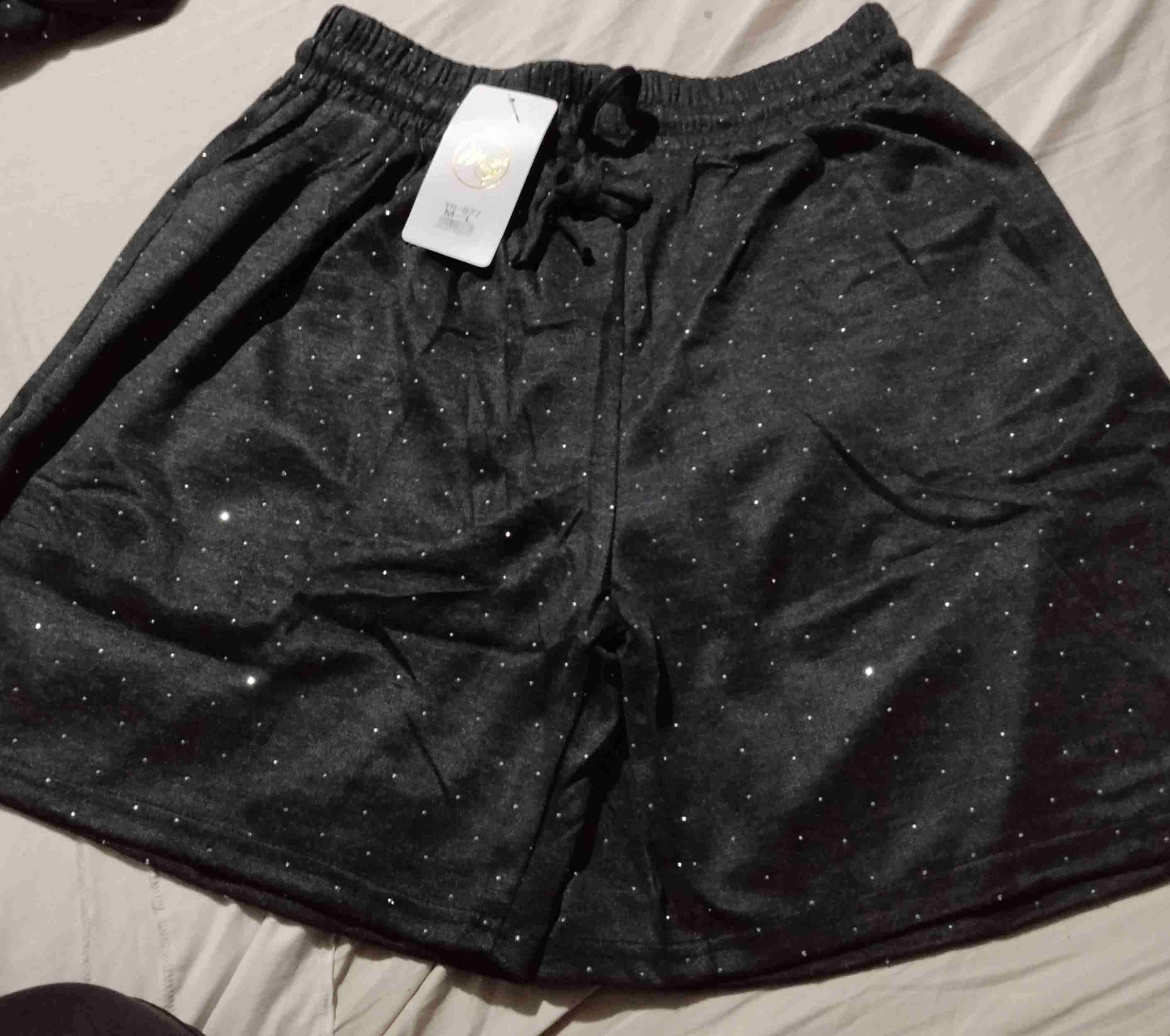 Shorts grises con etiqueta - miniatura 2