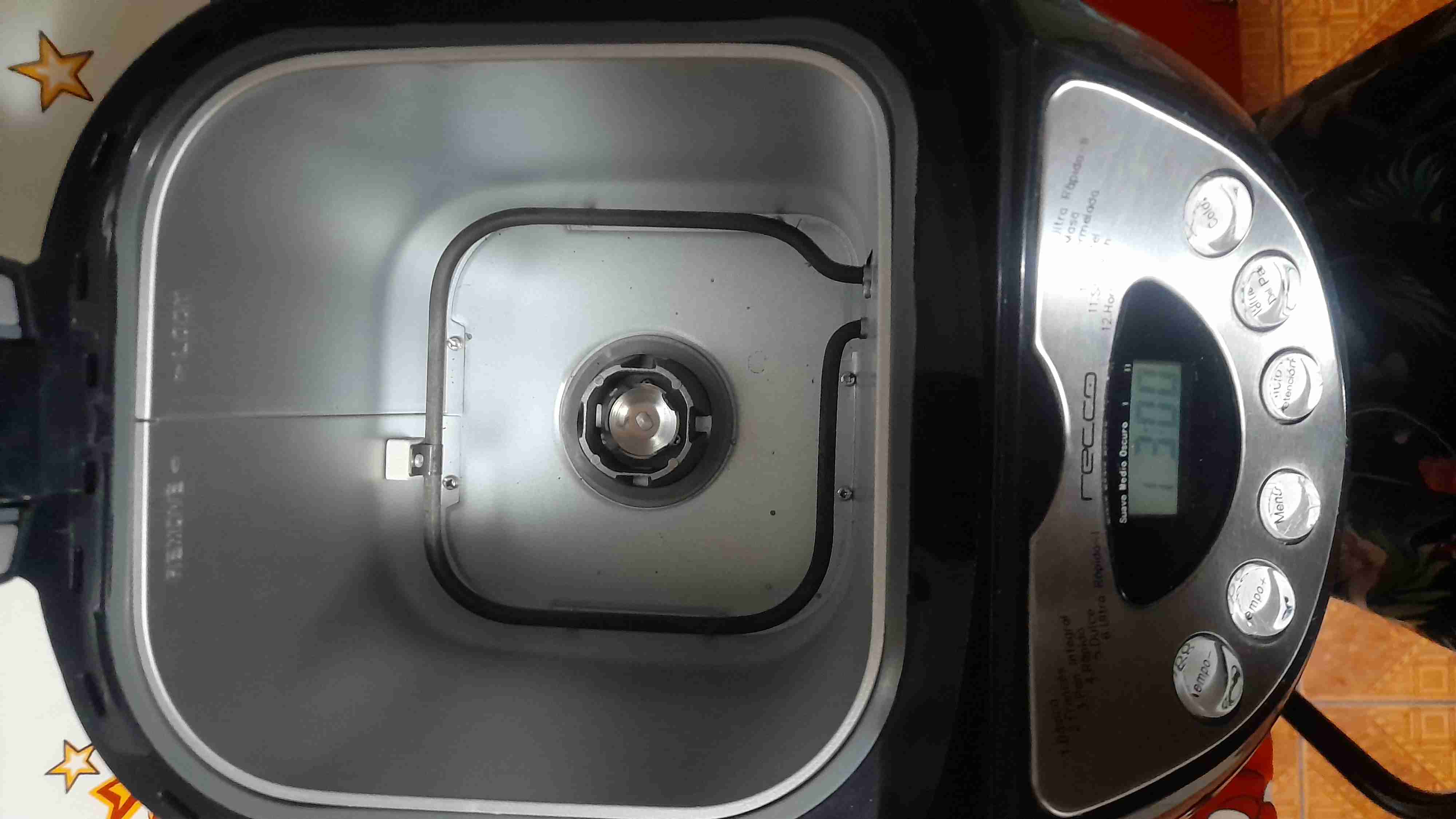 Panificadora Recco con pantalla LCD - 2