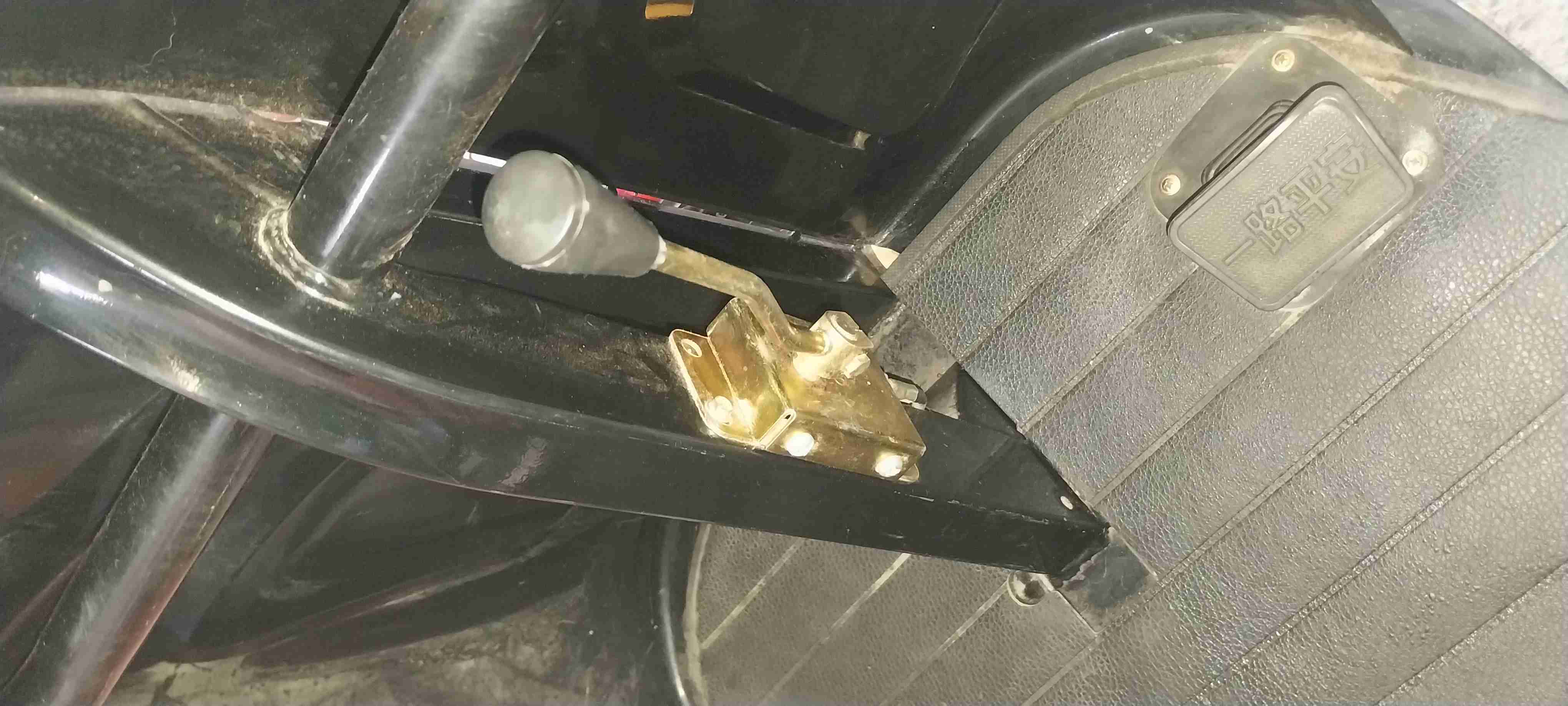 Motocarro eléctrico con toldo - 2