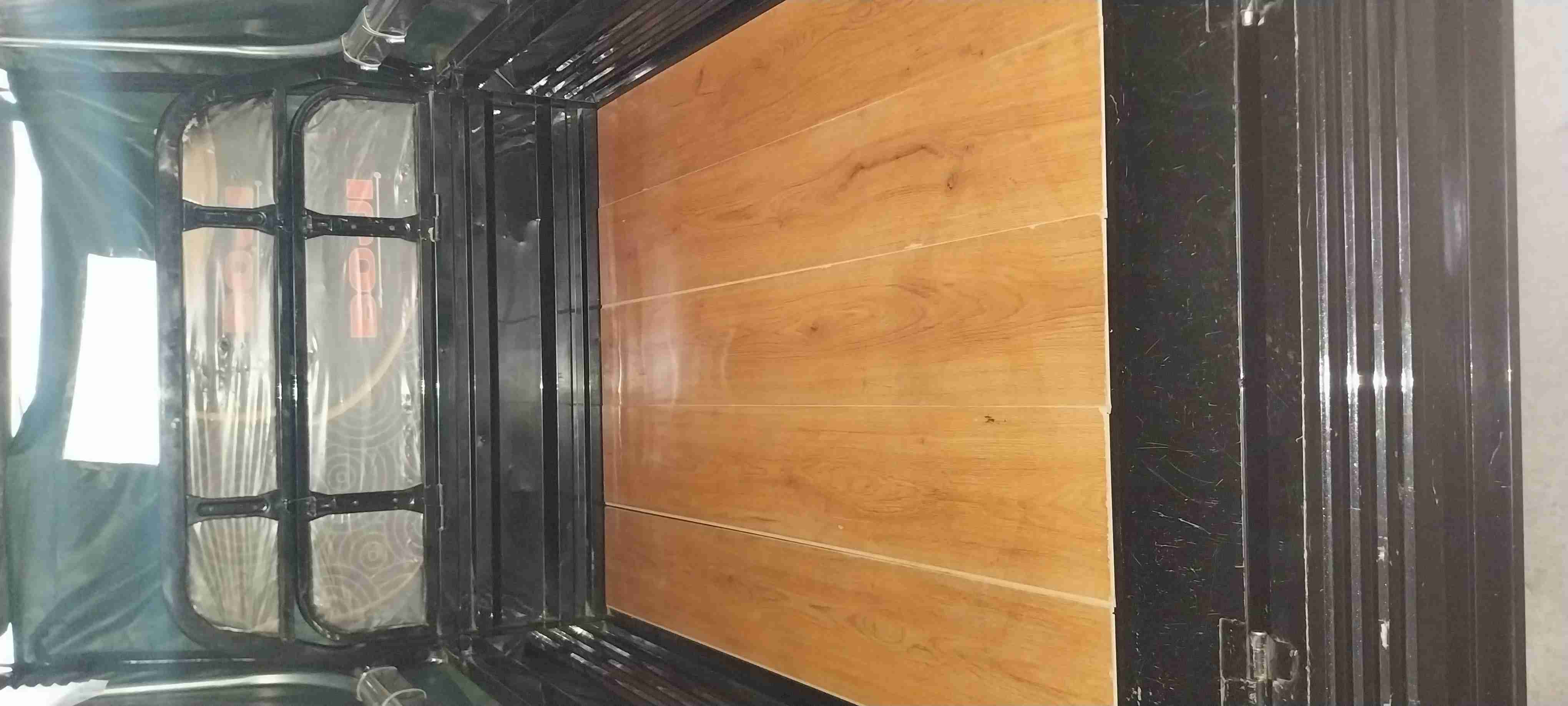 Motocarro eléctrico con toldo - 4