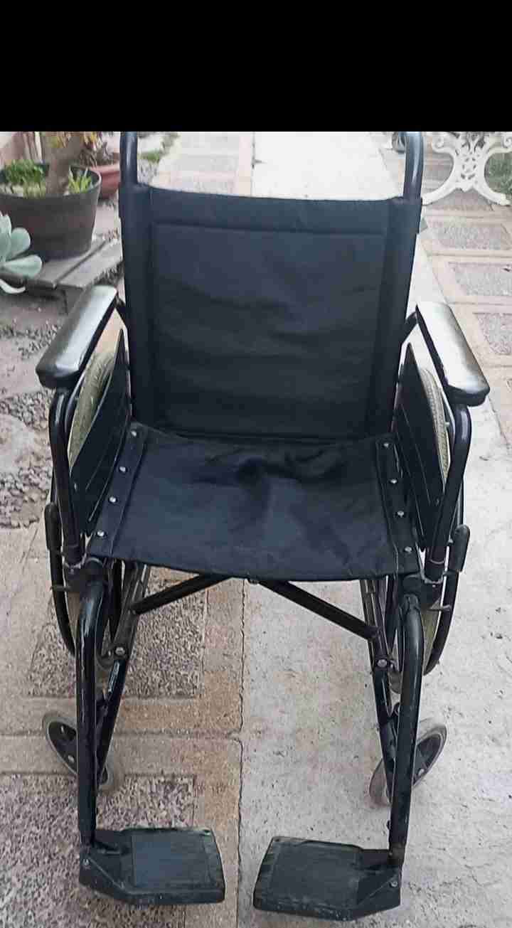 Silla de ruedas plegable