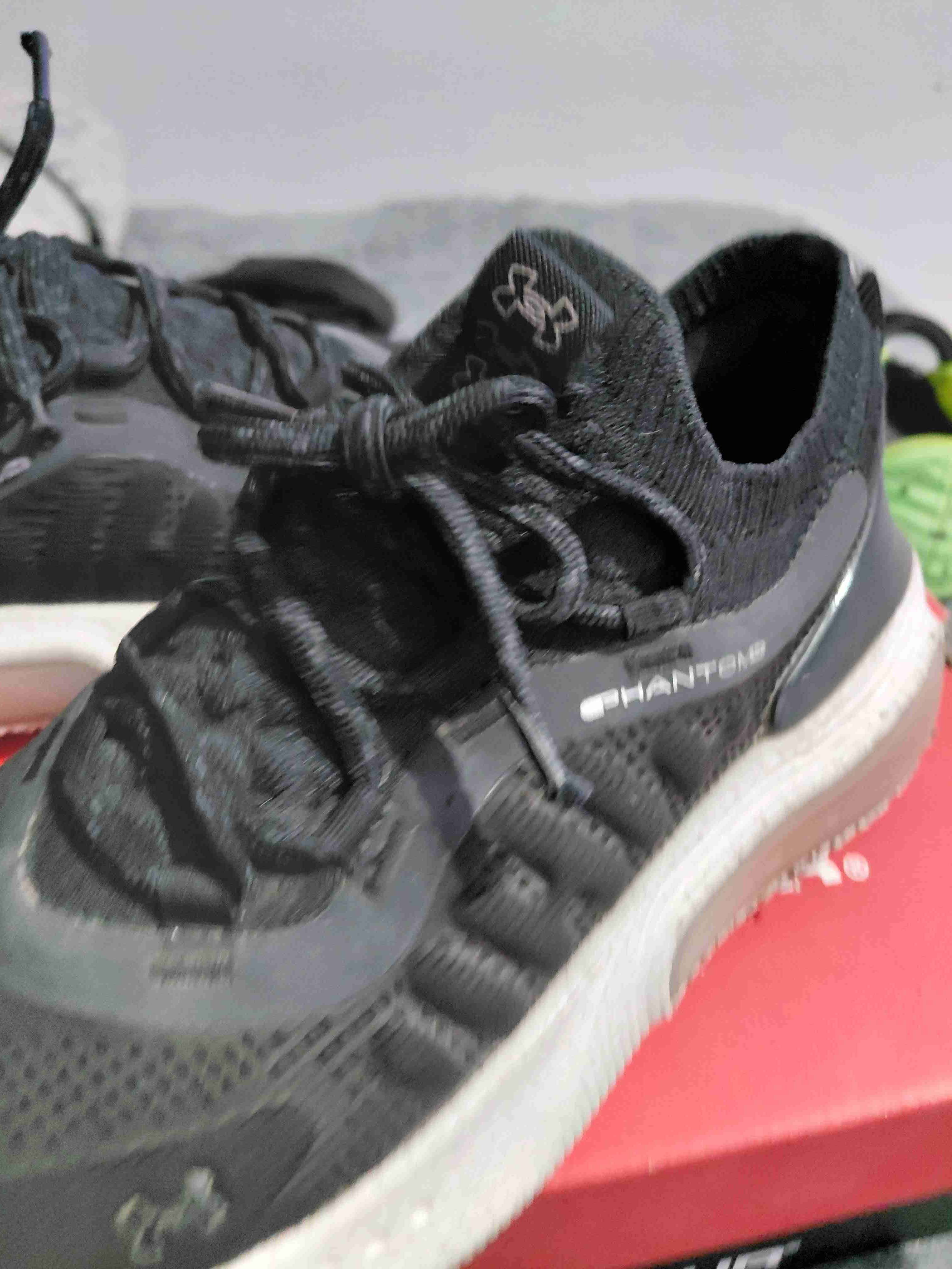 Zapatillas deportivas Under Armour negras - miniatura 2