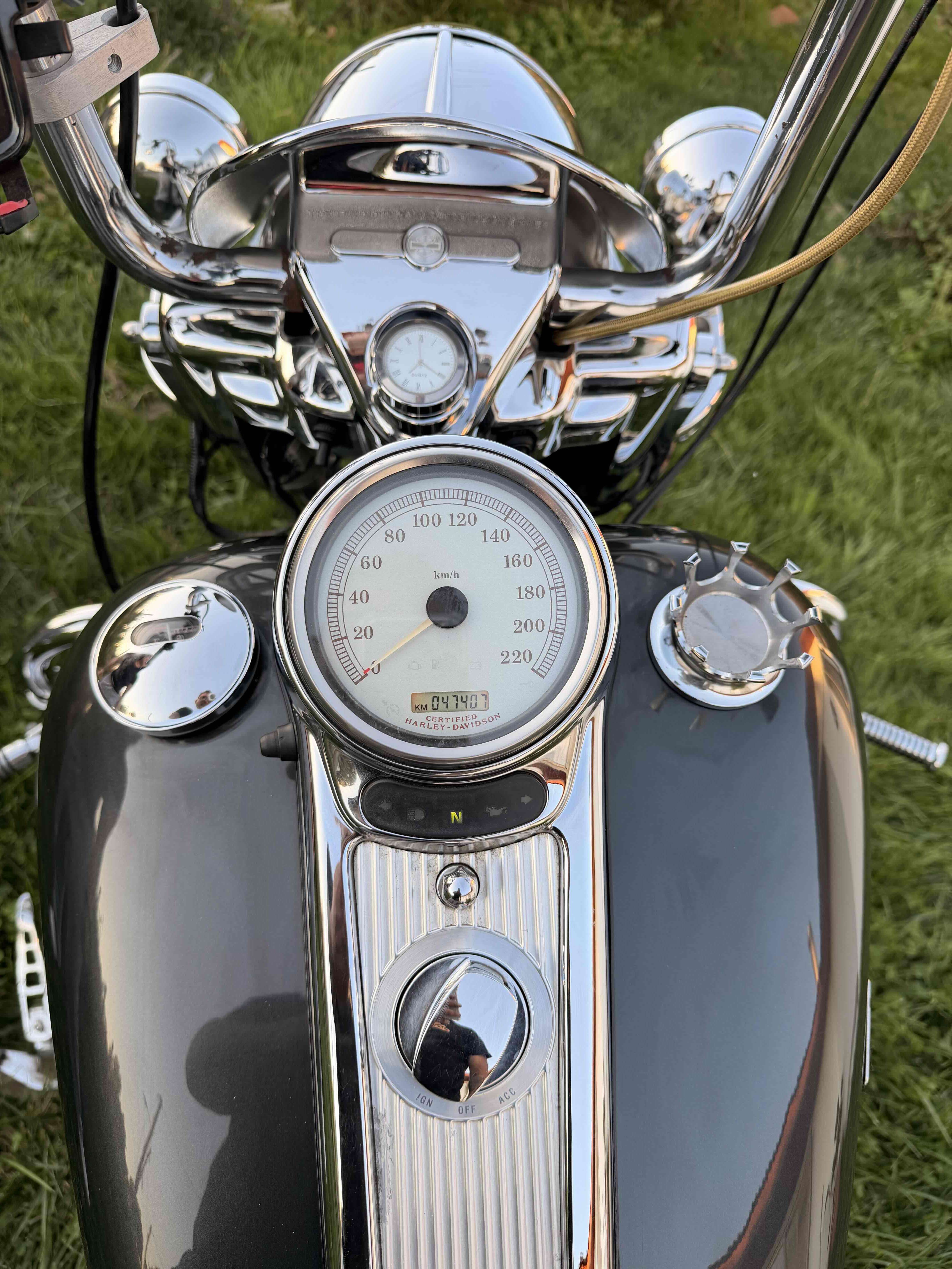 Se vende  Harley Davidson Road King - miniatura 1