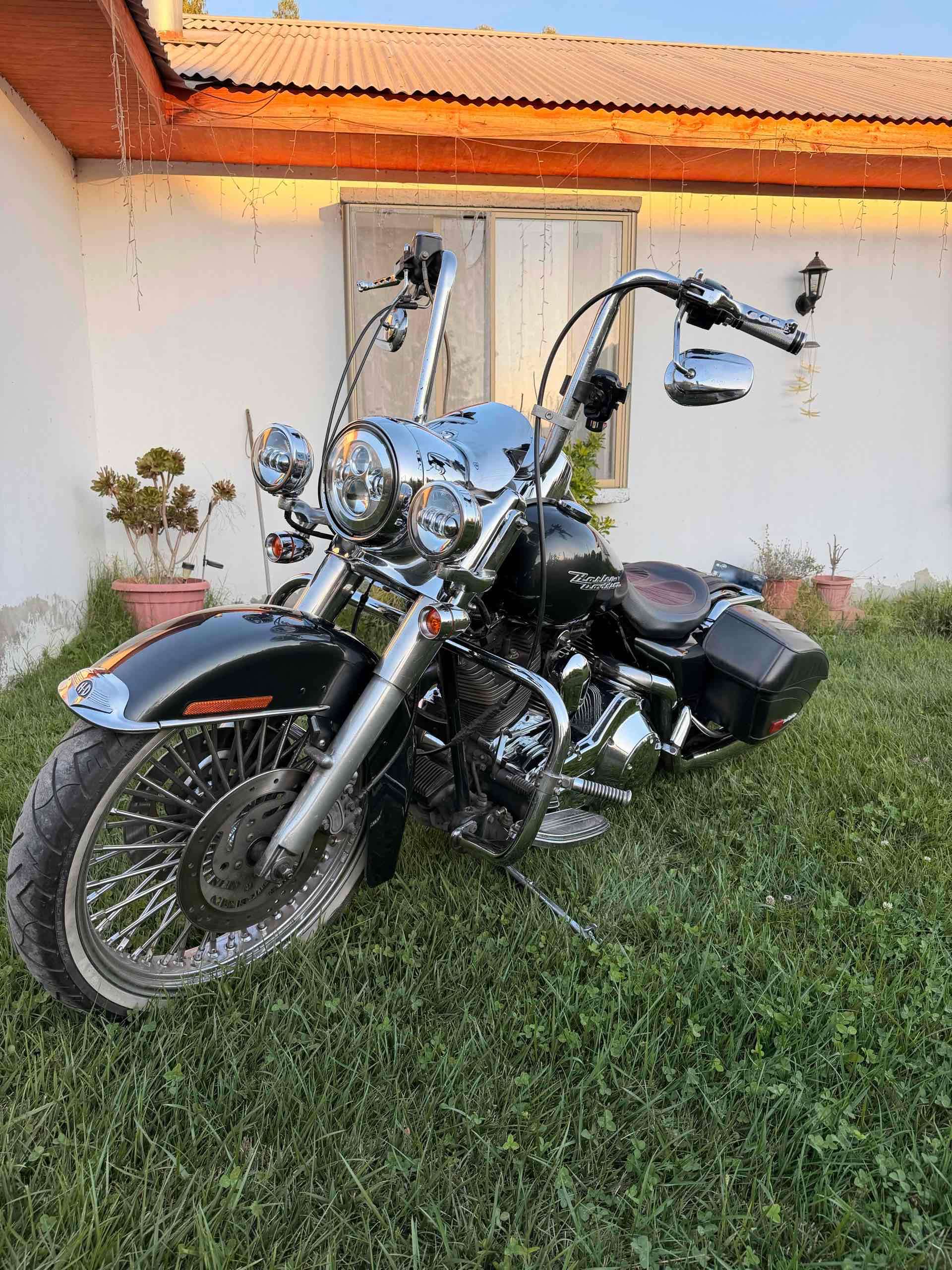 Se vende  Harley Davidson Road King - miniatura 4