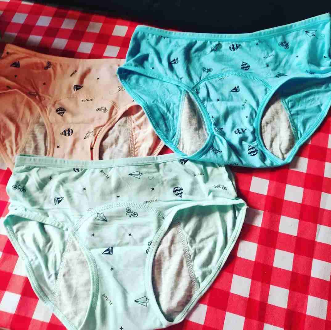 Ropa interior menstrual talla 14 aprox - miniatura 2