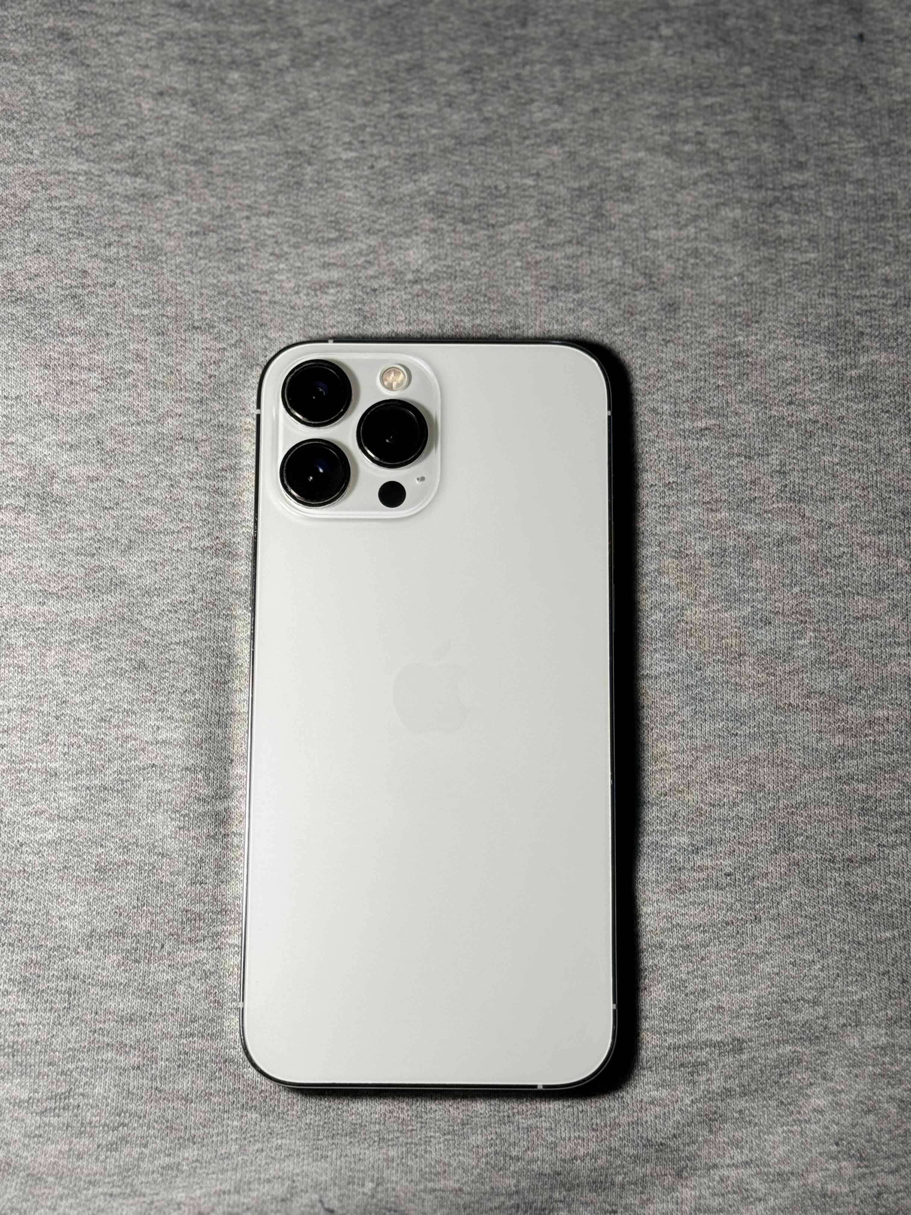 iPhone 13 Pro Max es de 128GN - 2