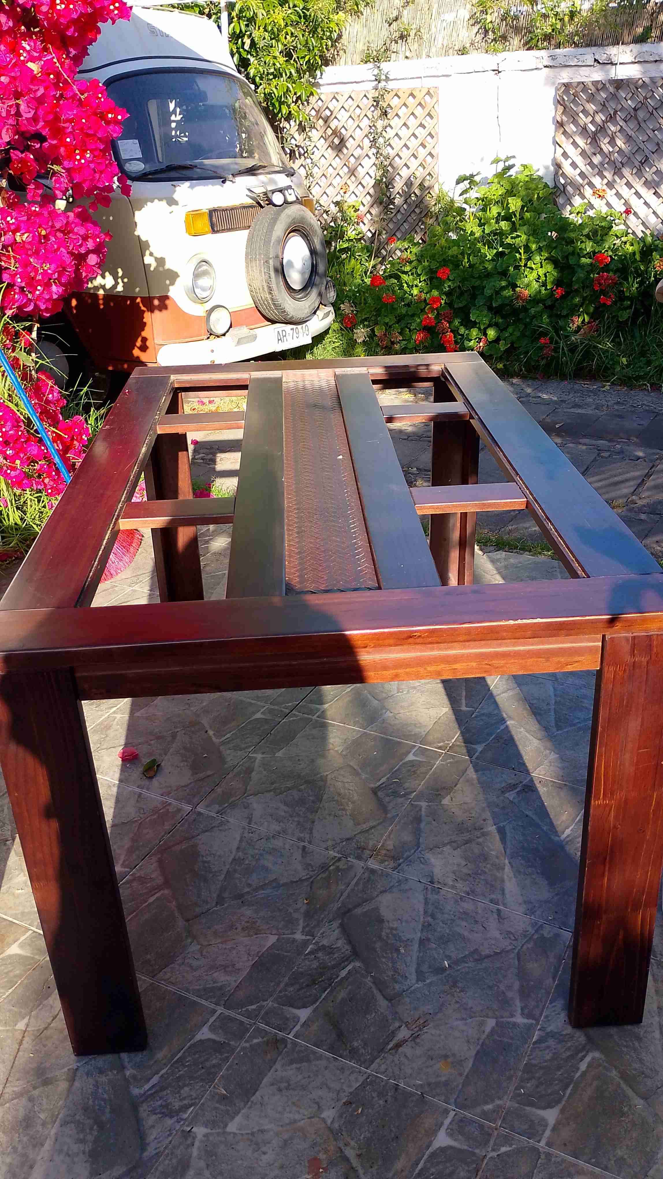 Mesa de comedor madera oscura - miniatura 3