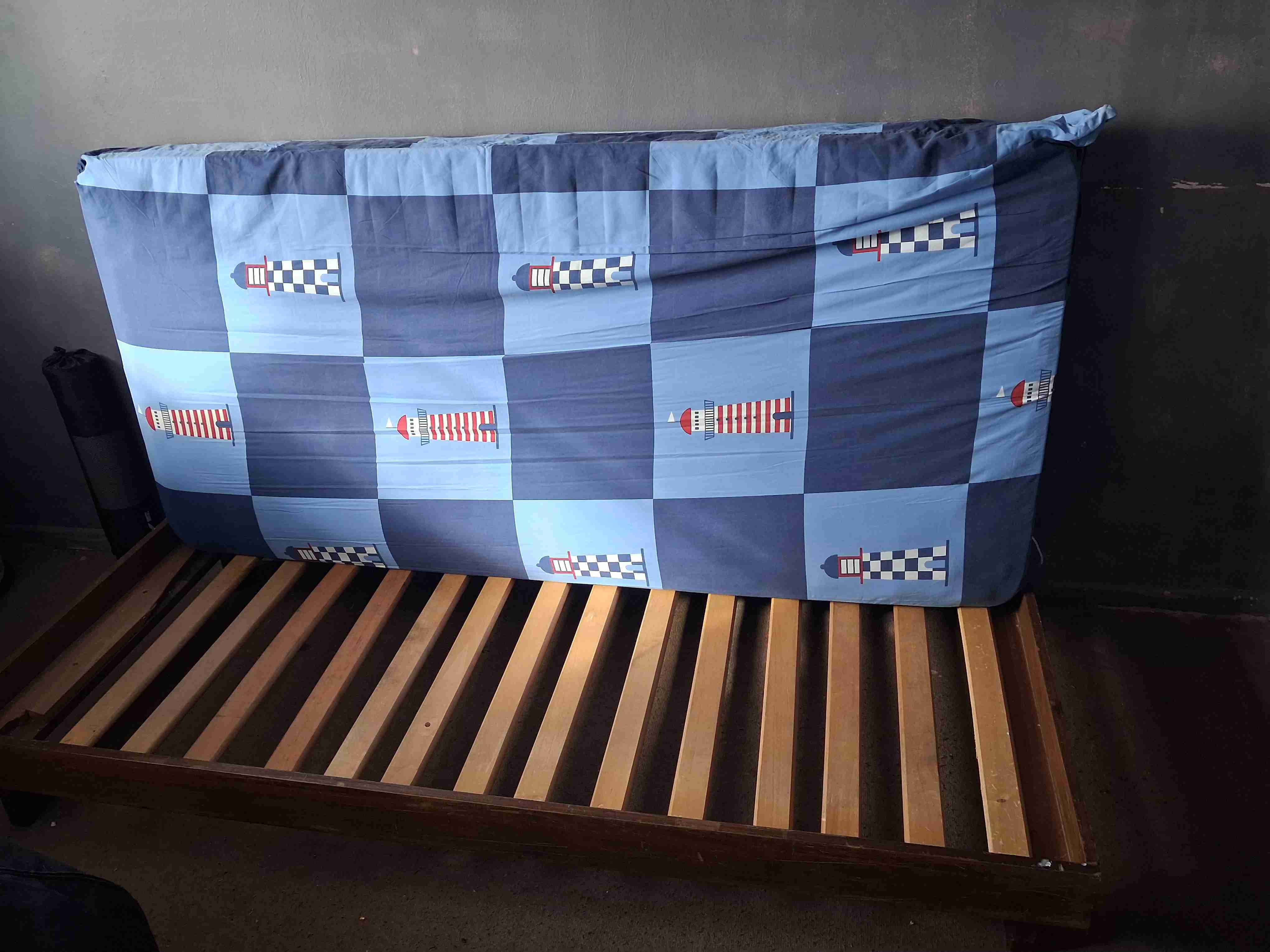 Cama individual de madera - 3