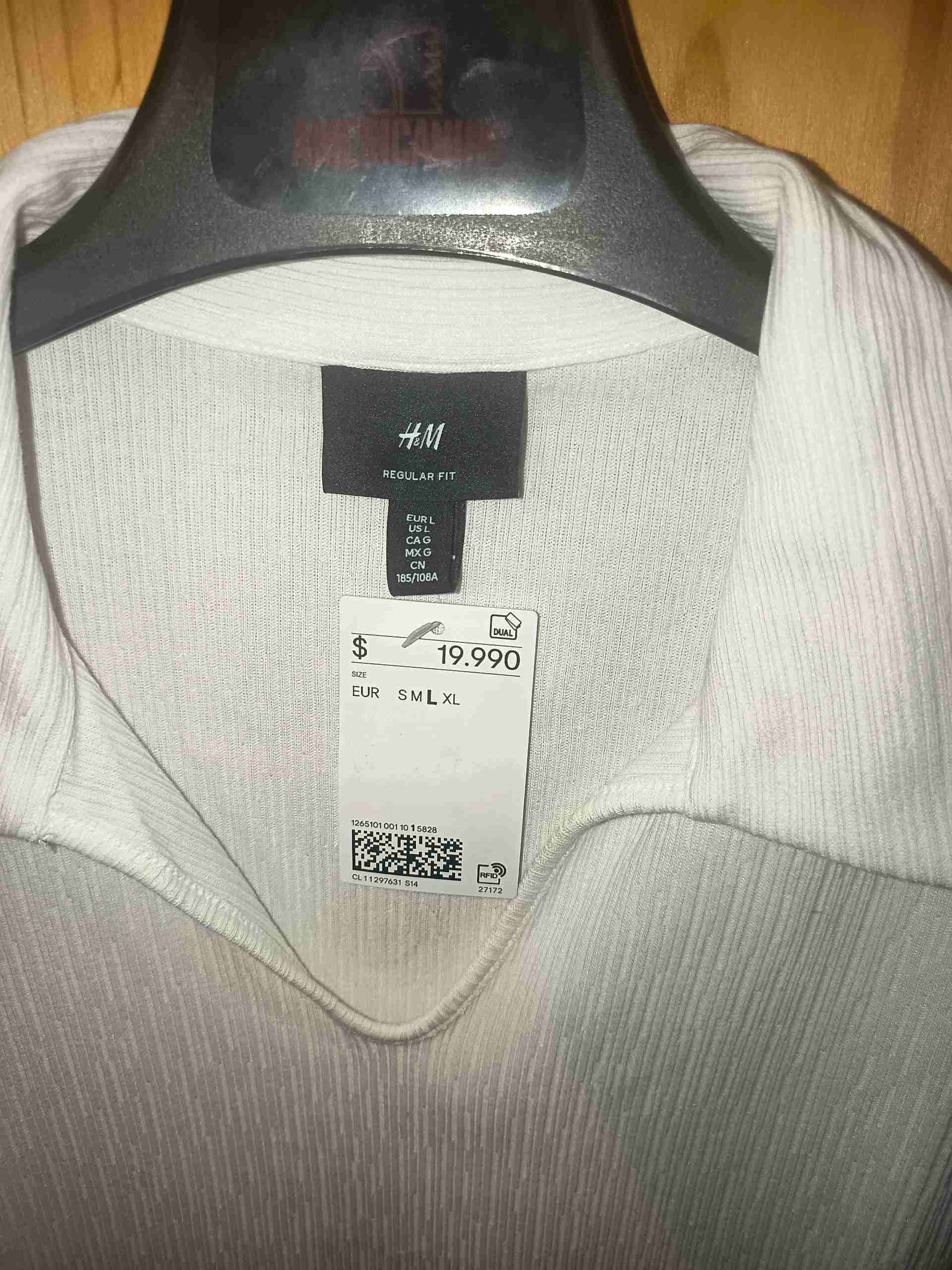Polera blanca cuello polo H&M Regular Fit - miniatura 2