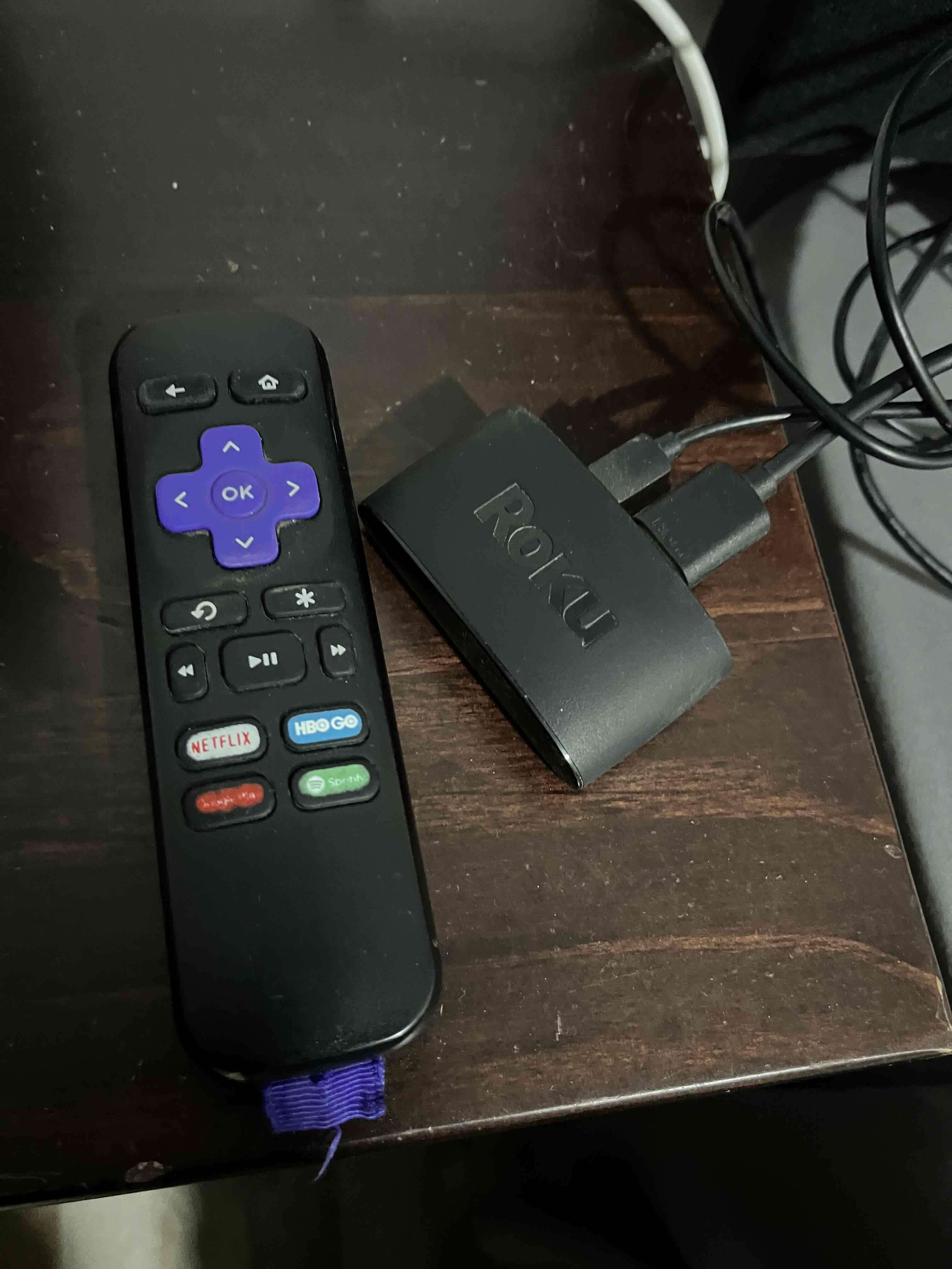 Control remoto y dispositivo Roku