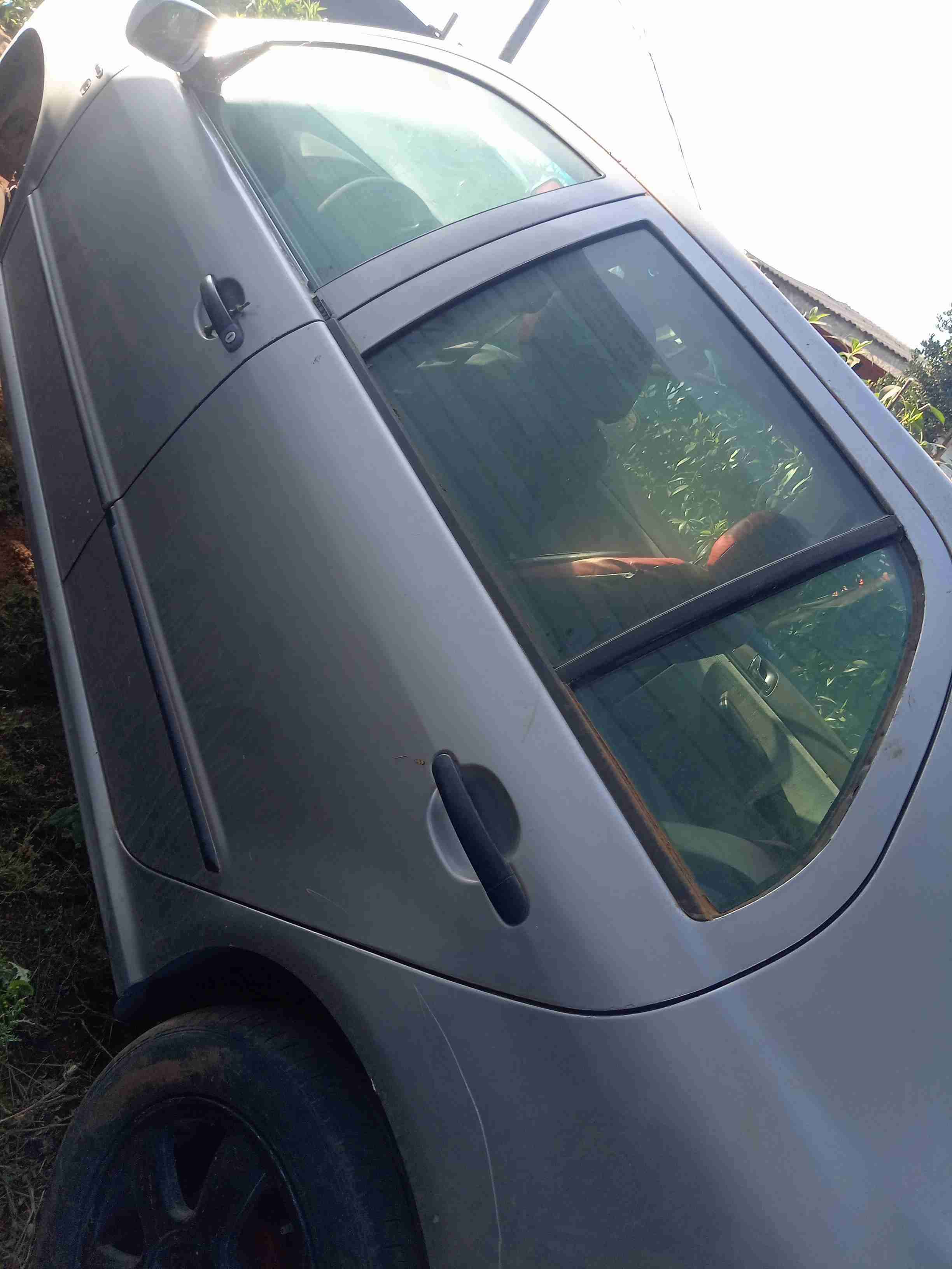 Auto para desarme skoda fabia  1.4. 200320 - miniatura 2