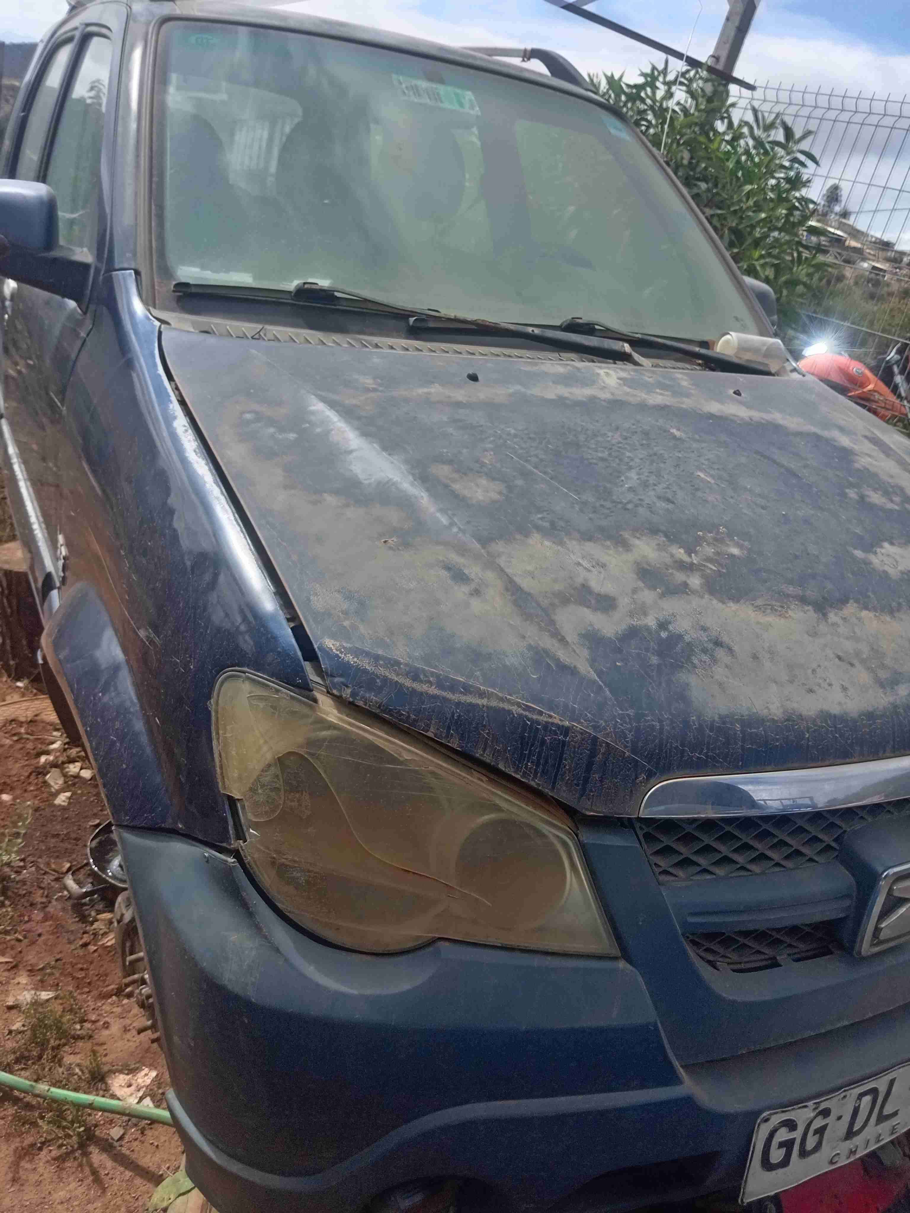 Auto usado para piezas - miniatura 2