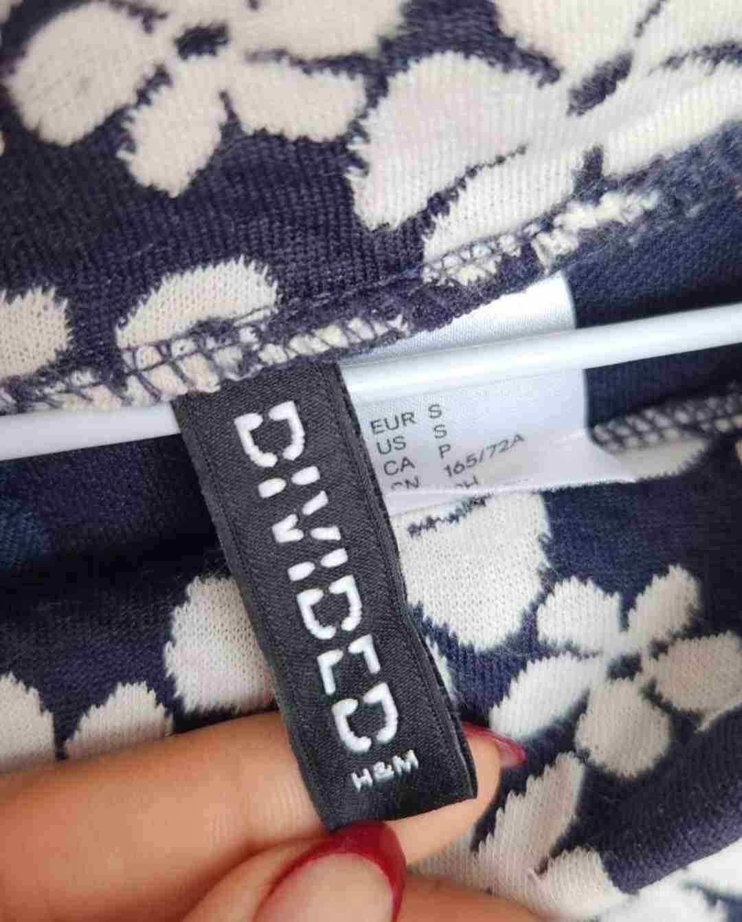 Falda floral blanca y azul - 2