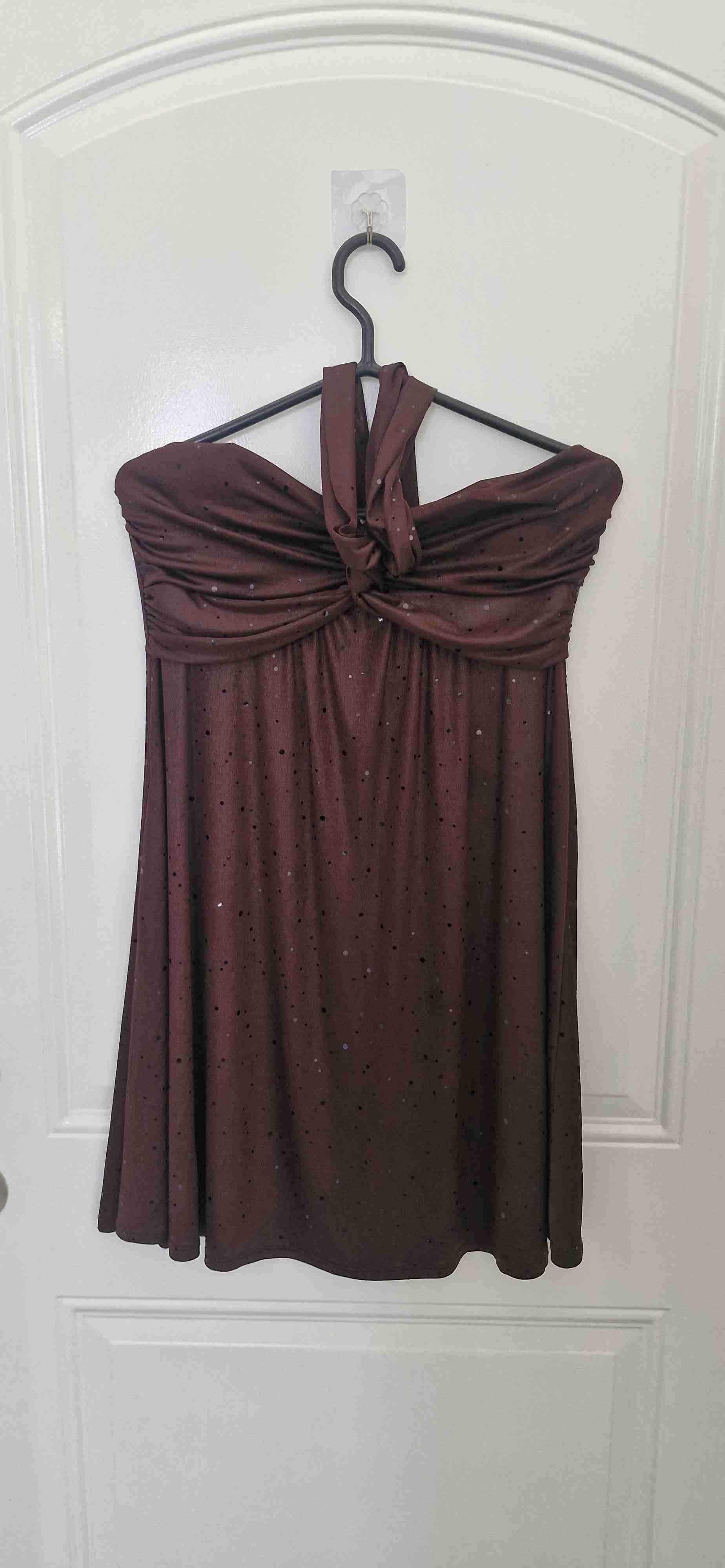 Vestido strapless marrón con brillo - 1