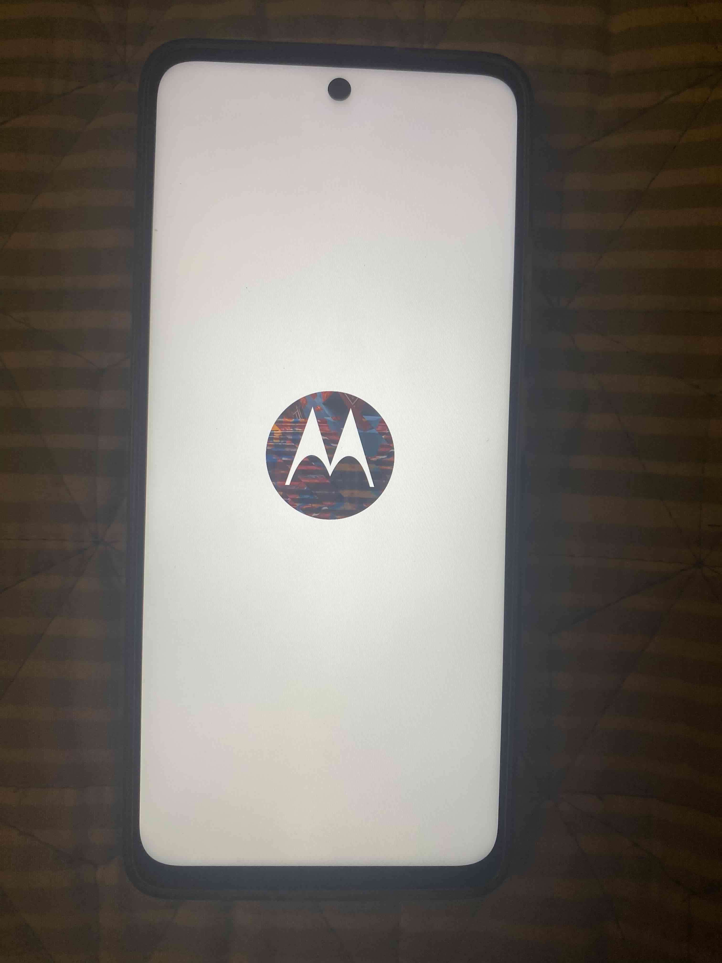 Celular Motorola G35 Semi Nuevo 5g de 128GB - miniatura 3
