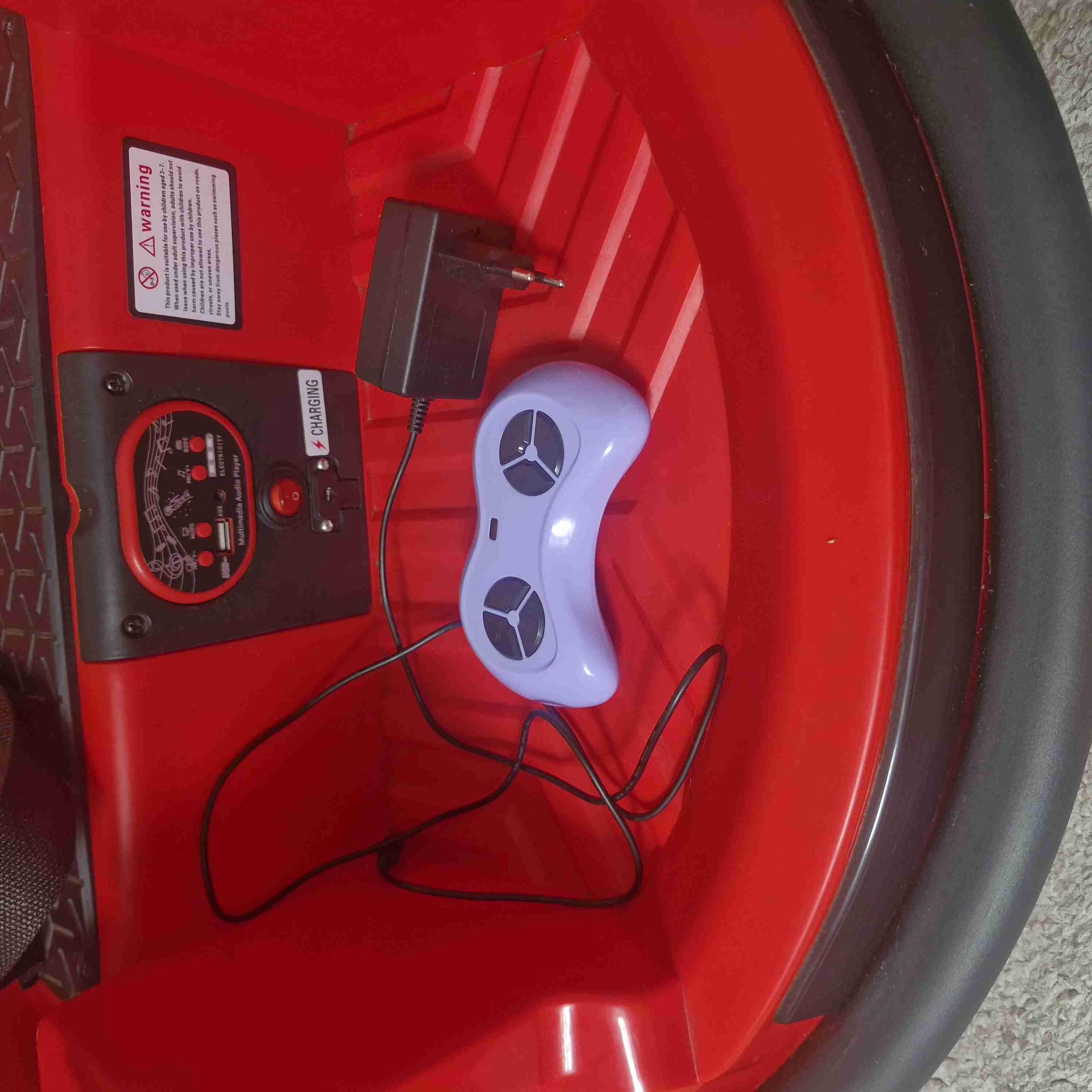 Auto de choque eléctrico rojo - miniatura 6