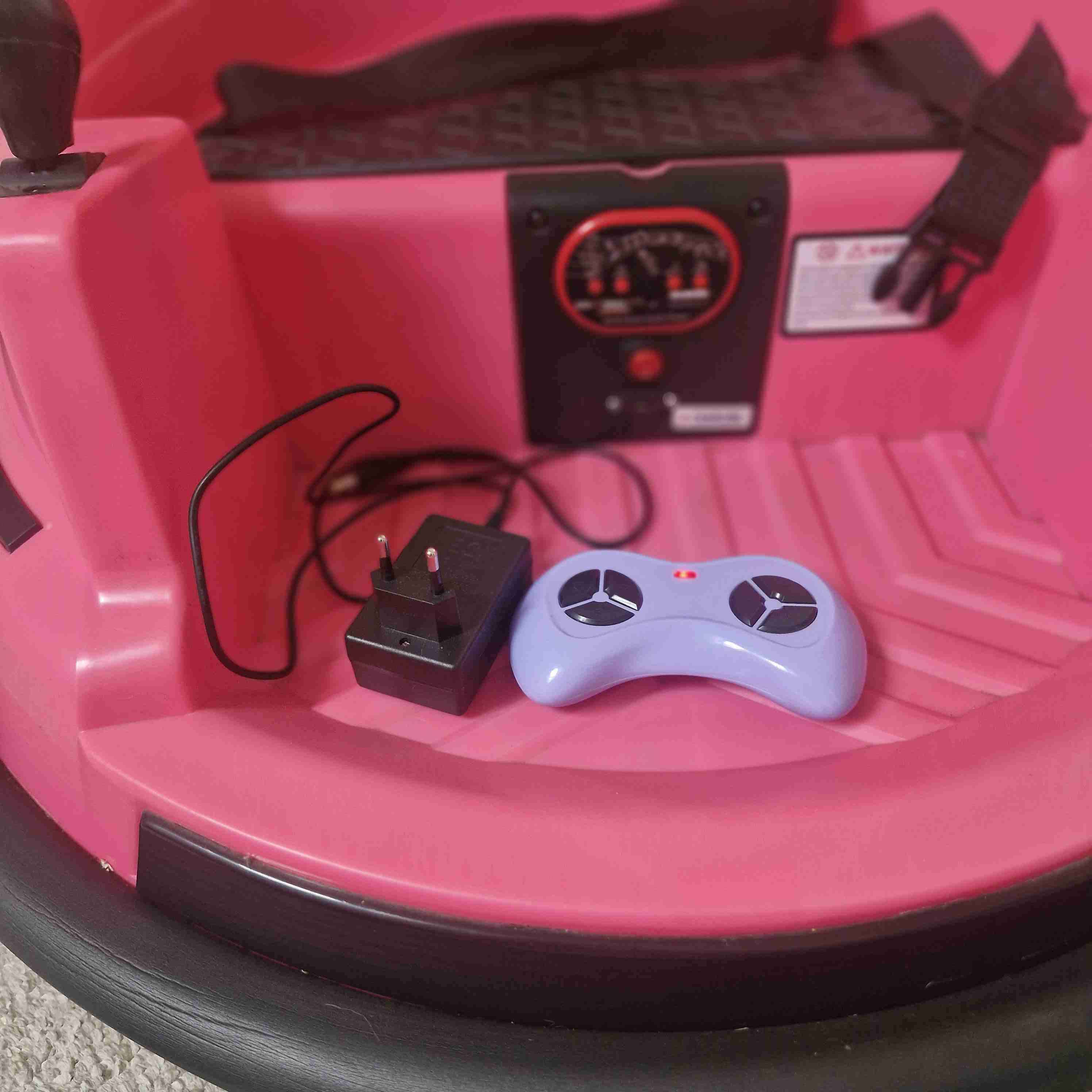 Auto eléctrico infantil rosa - miniatura 6