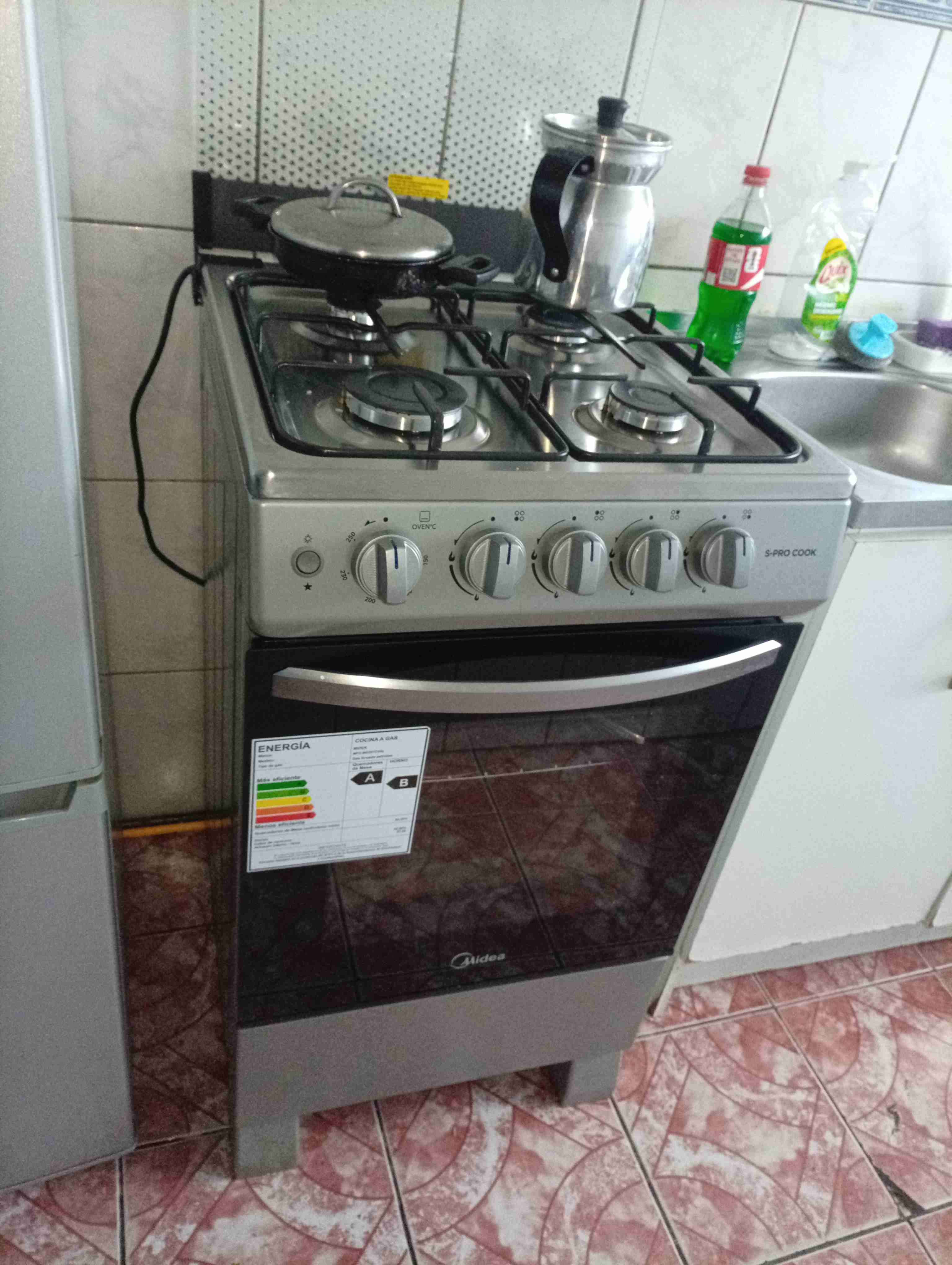 Cocina a gas con horno Midea - miniatura 1