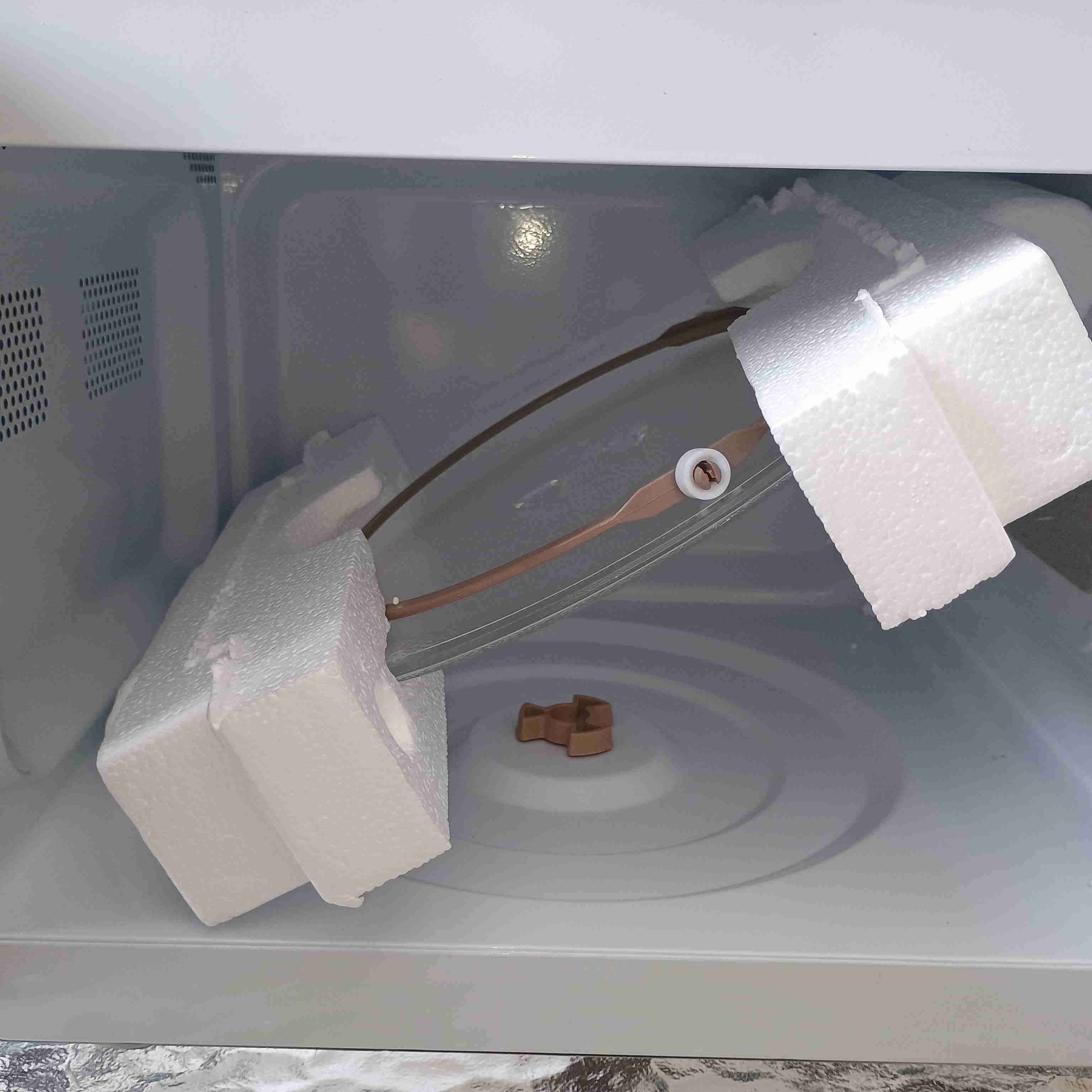 Microondas Thomas 16L con etiquetado C - 3