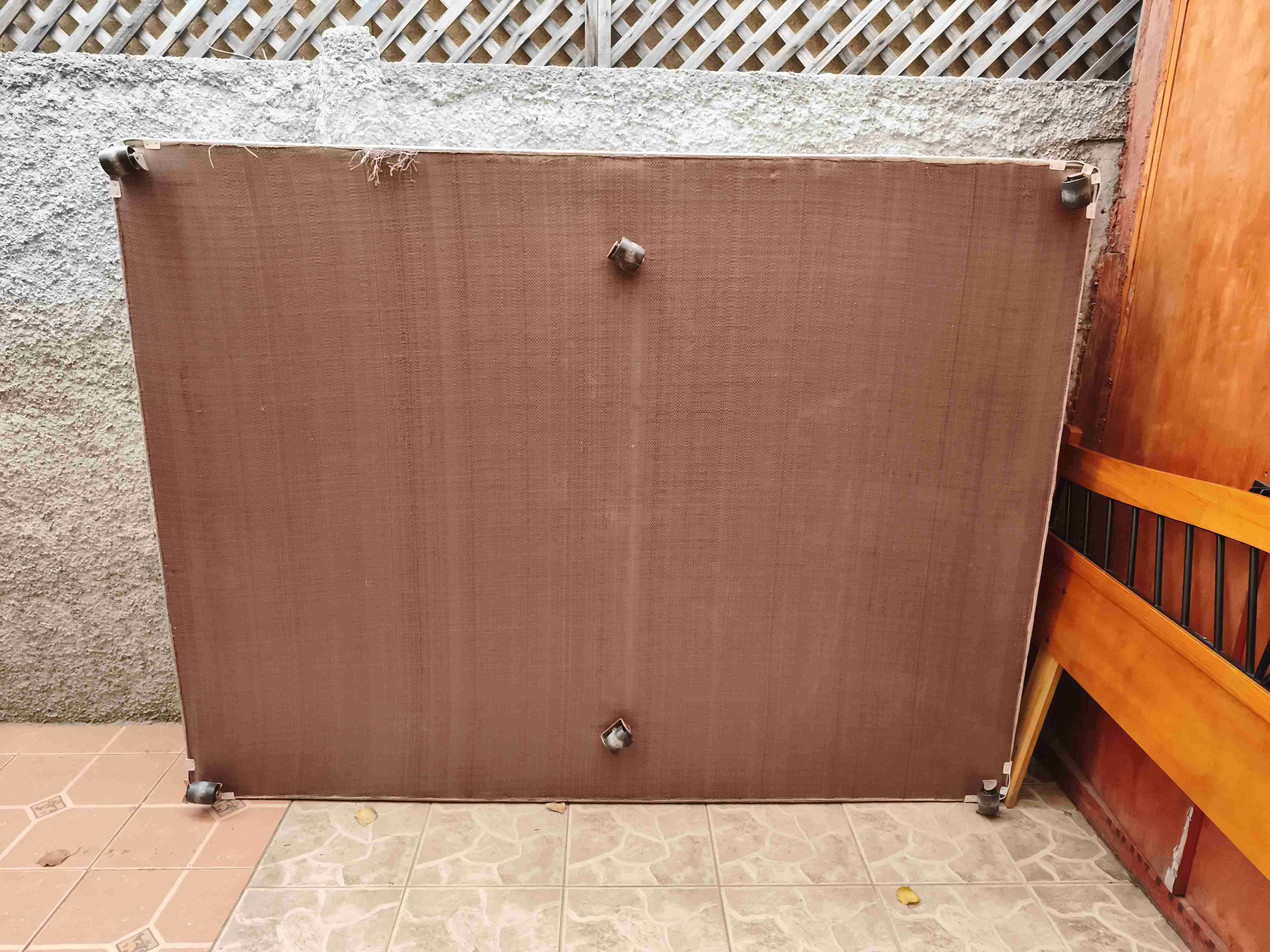 Base box spring matrimonial con respaldo de madera - miniatura 3