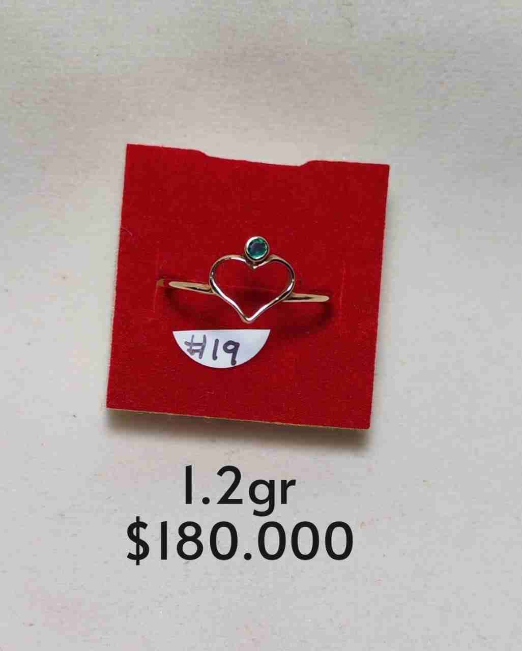 Anillos dorados con base ovalada - miniatura 6