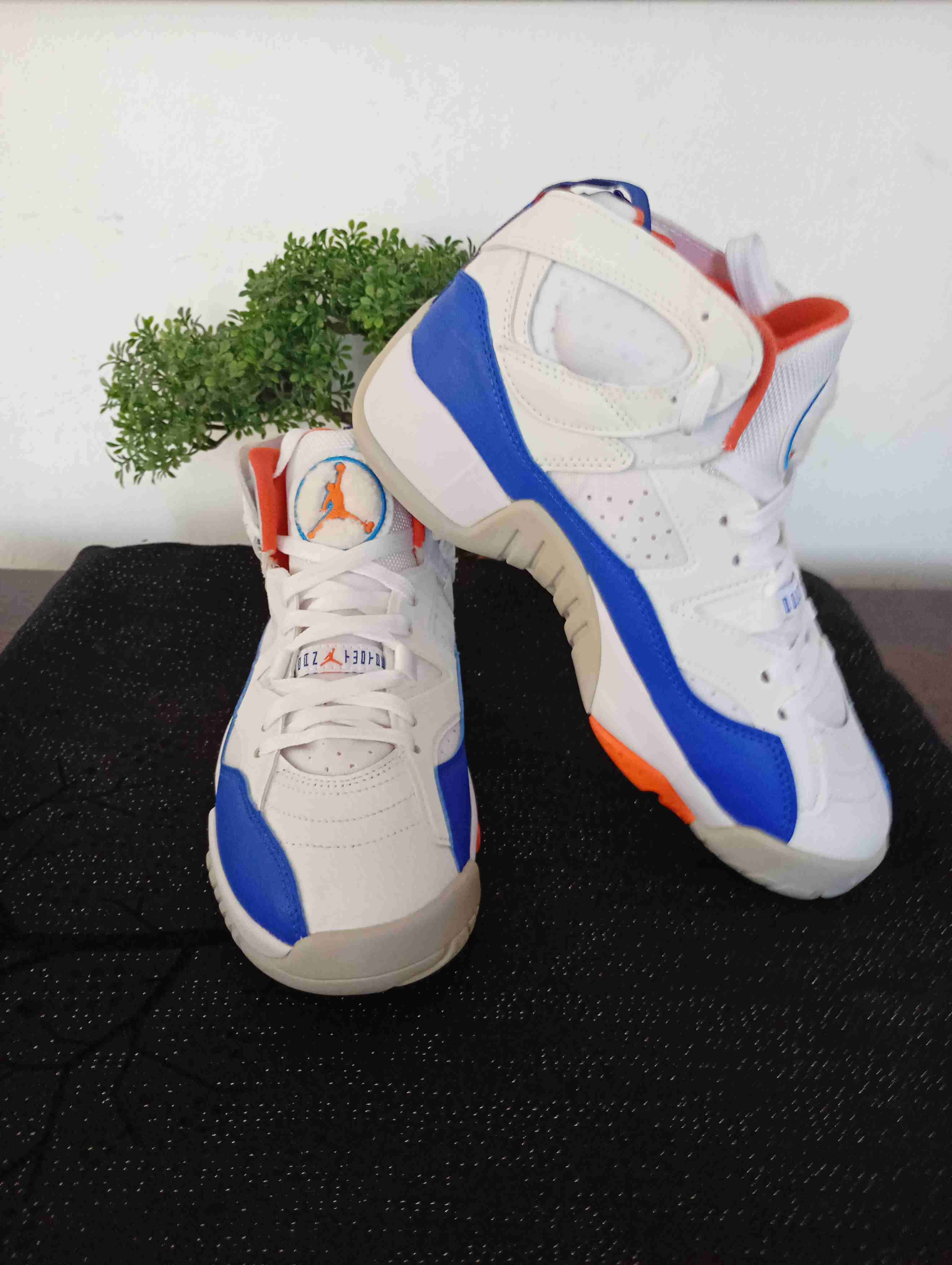 Zapatillas Jordan X IV blancas y azules - miniatura 3