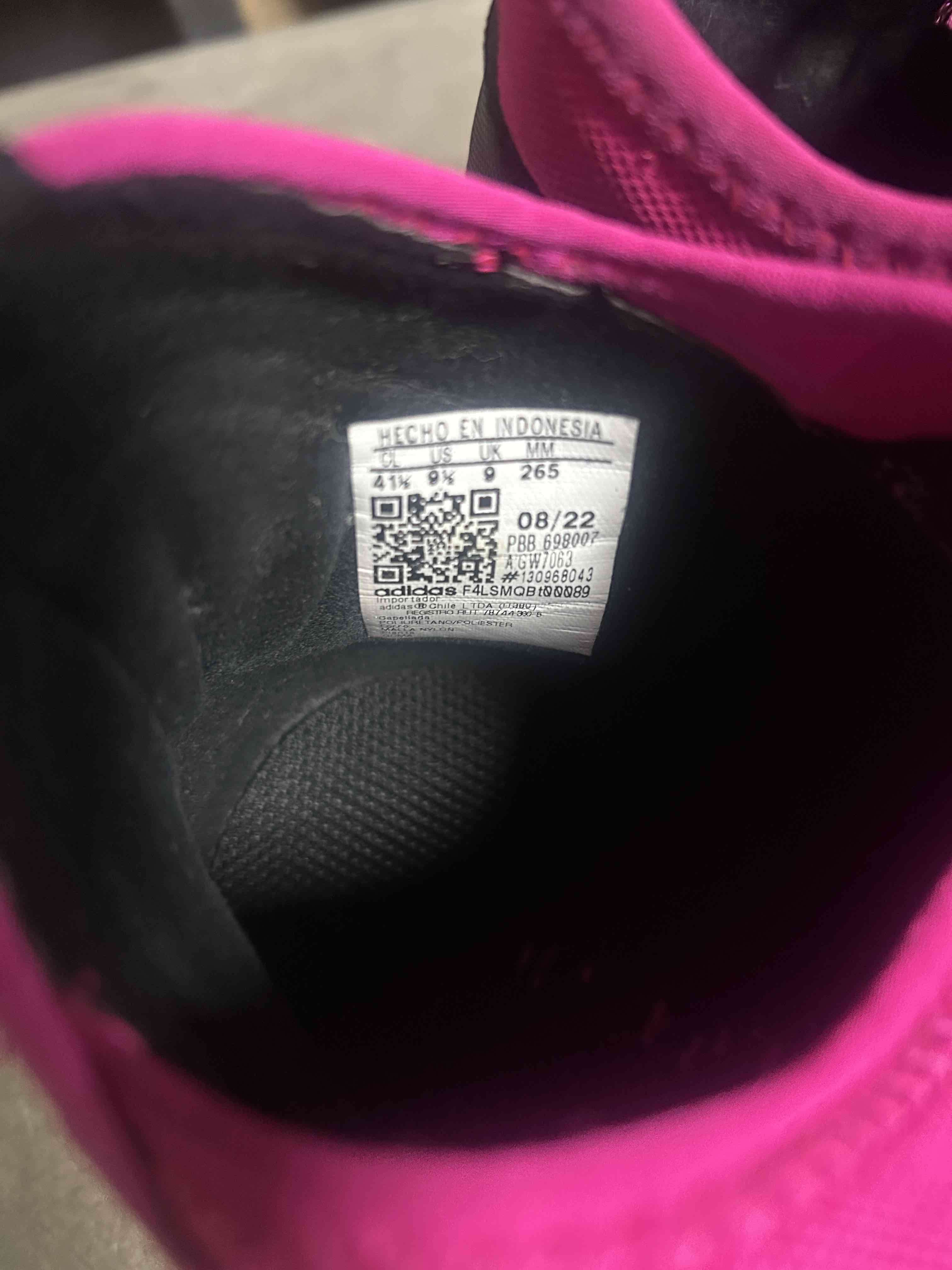 Zapatos deportivos negro y rosa - miniatura 6