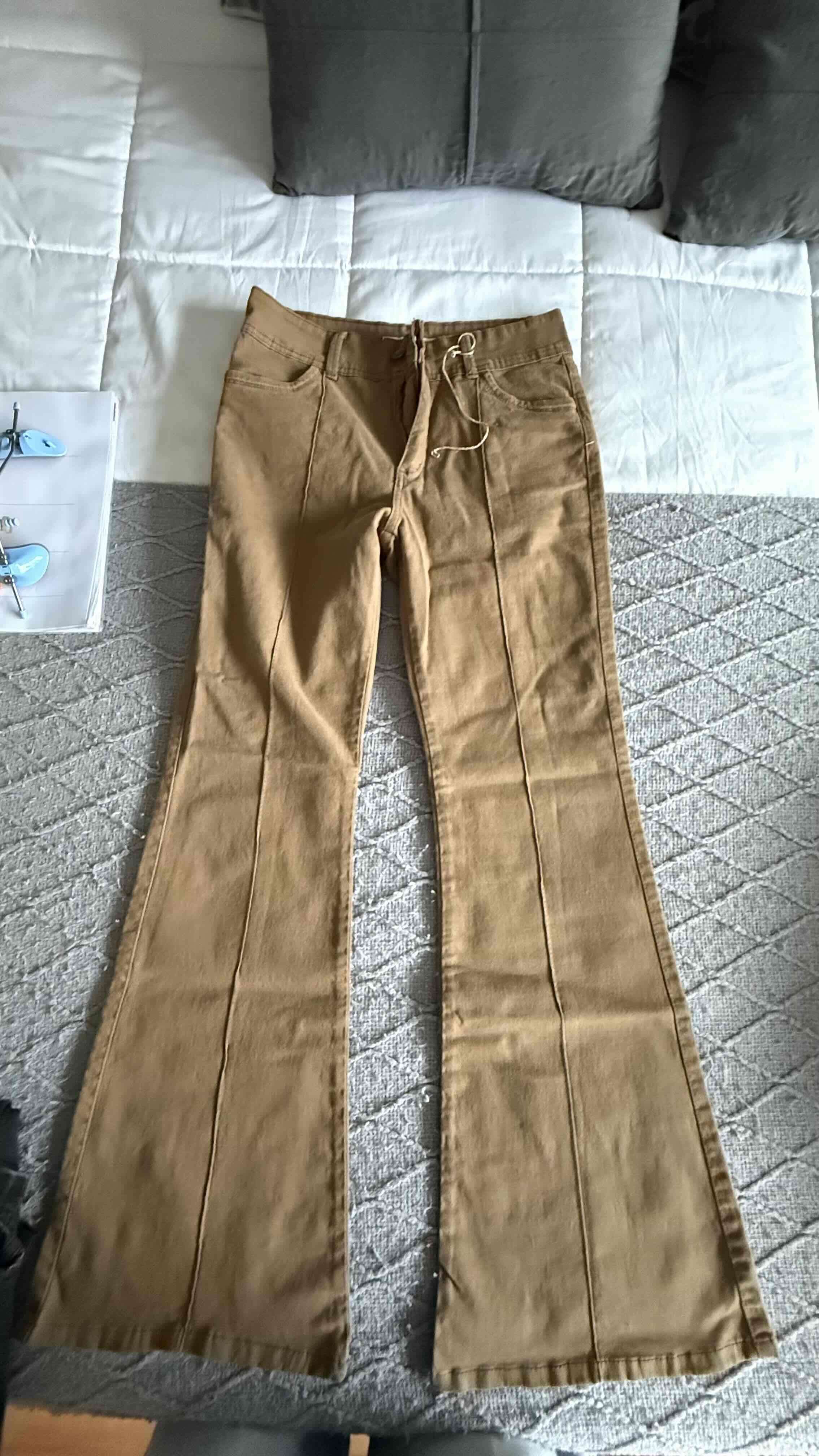 Pantalón flare camel - 1