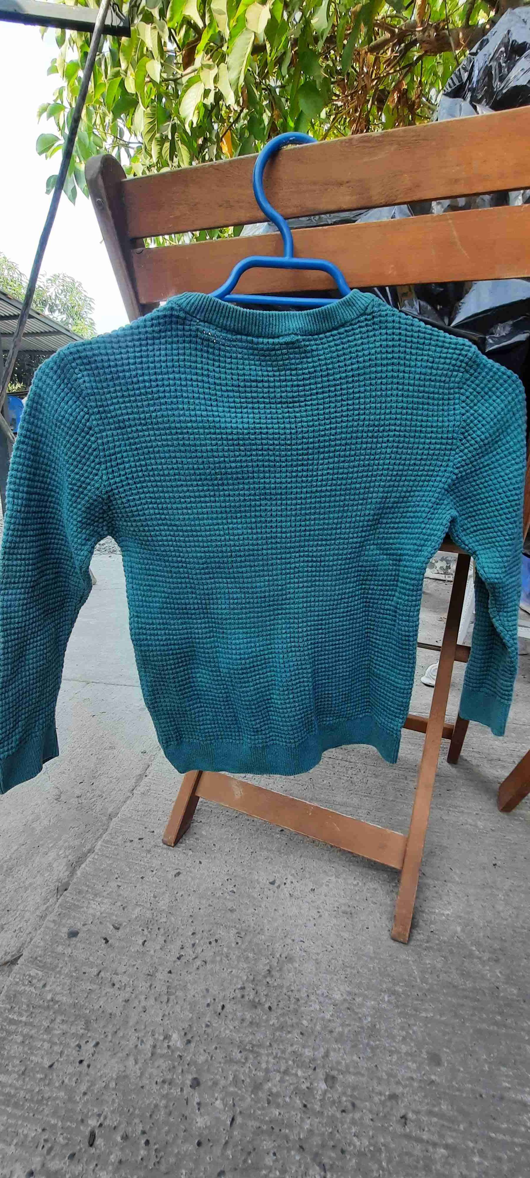 Suéter verde de punto - 2