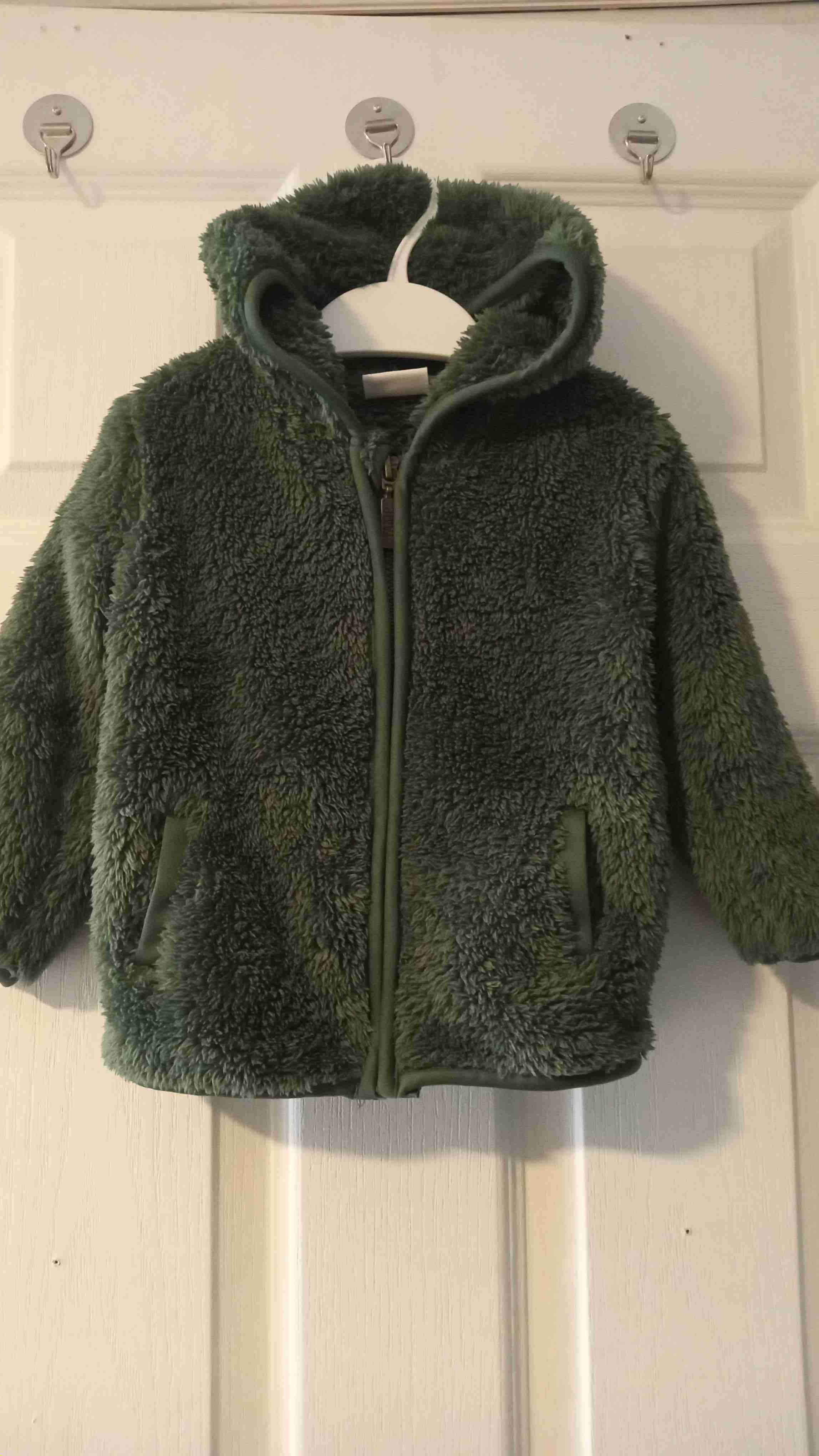 Chaqueta de peluche verde