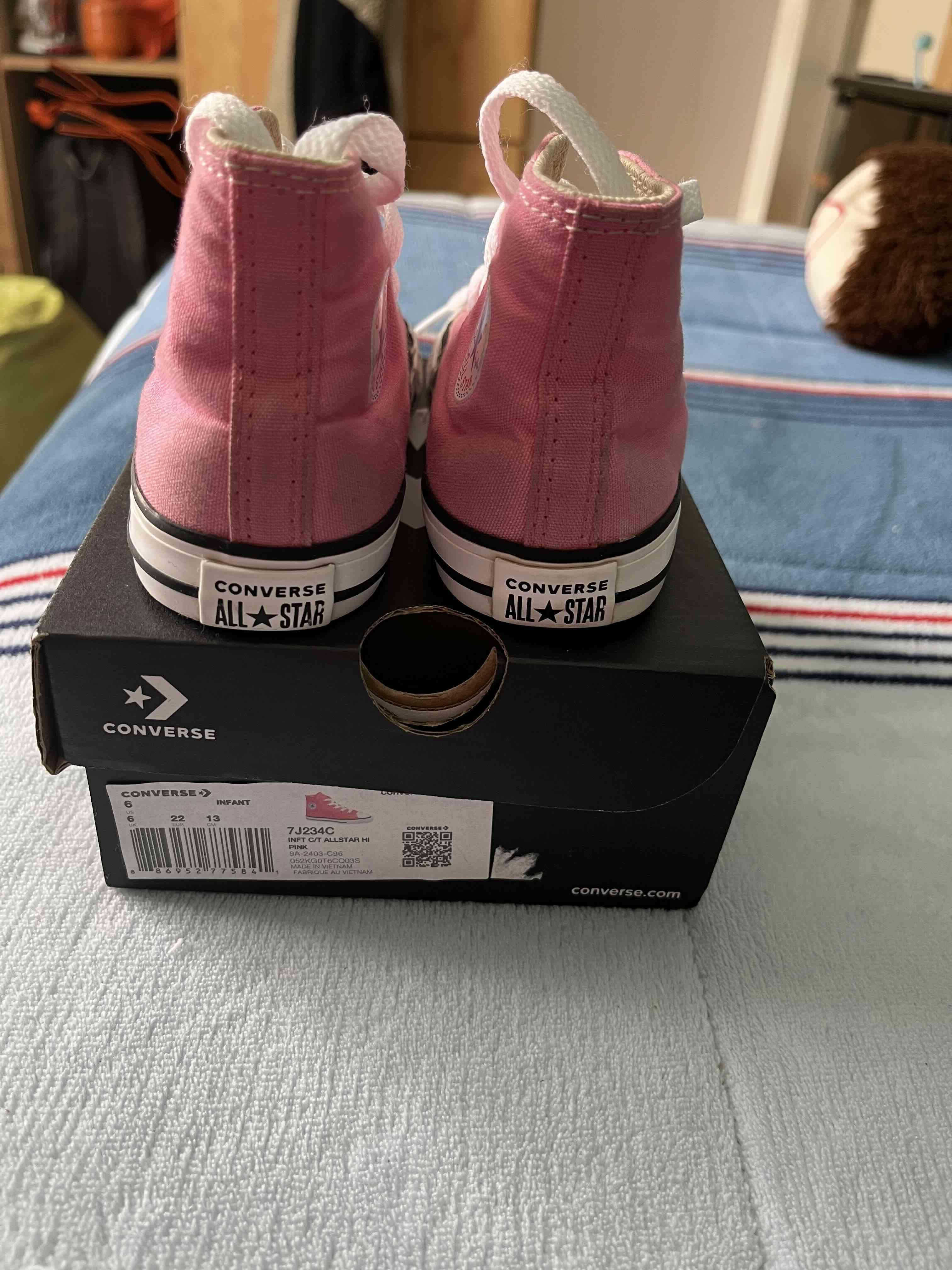 Zapatilla Converse rosa infantil - 2