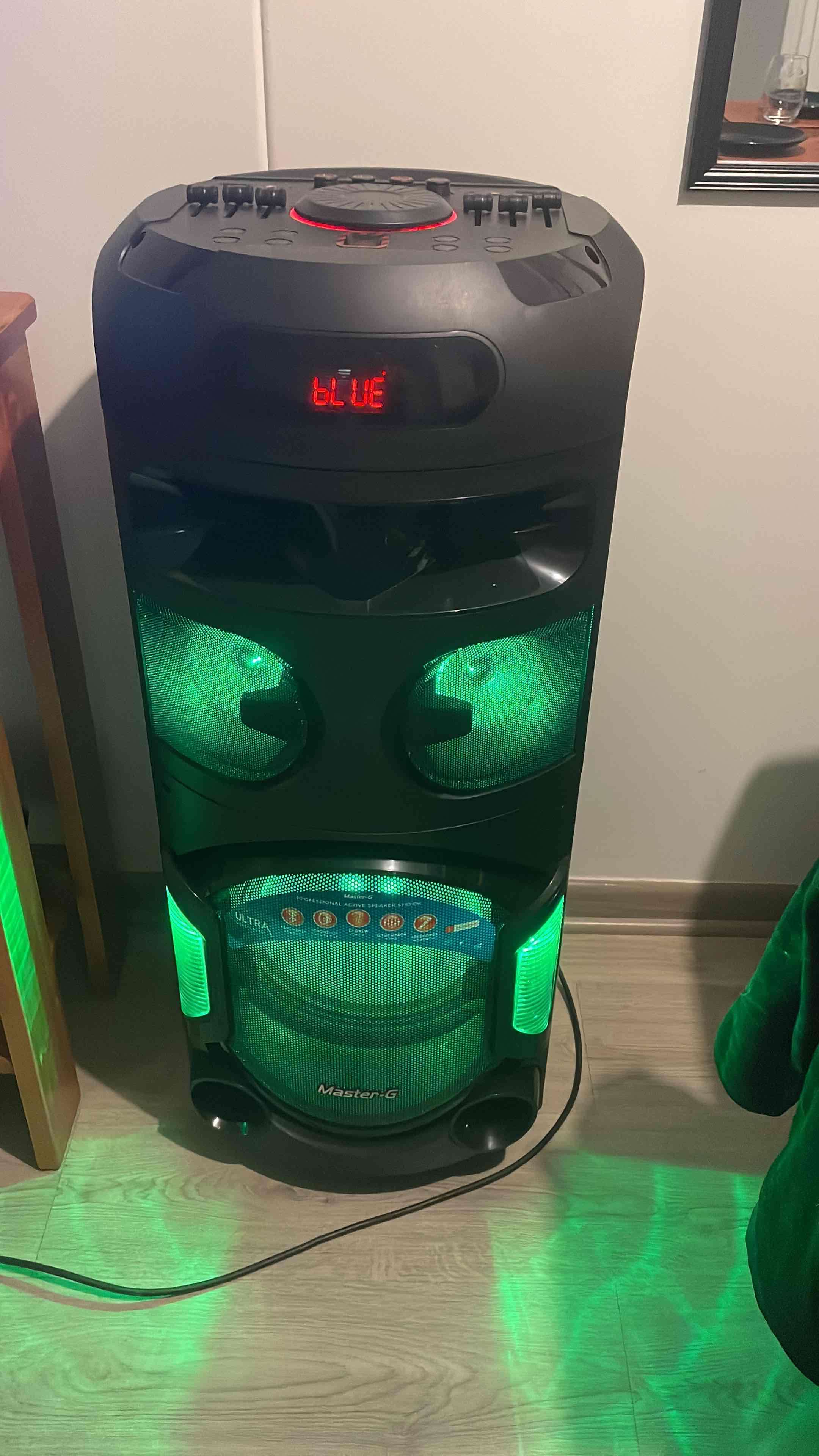 Parlante Master-G con luces LED - 1