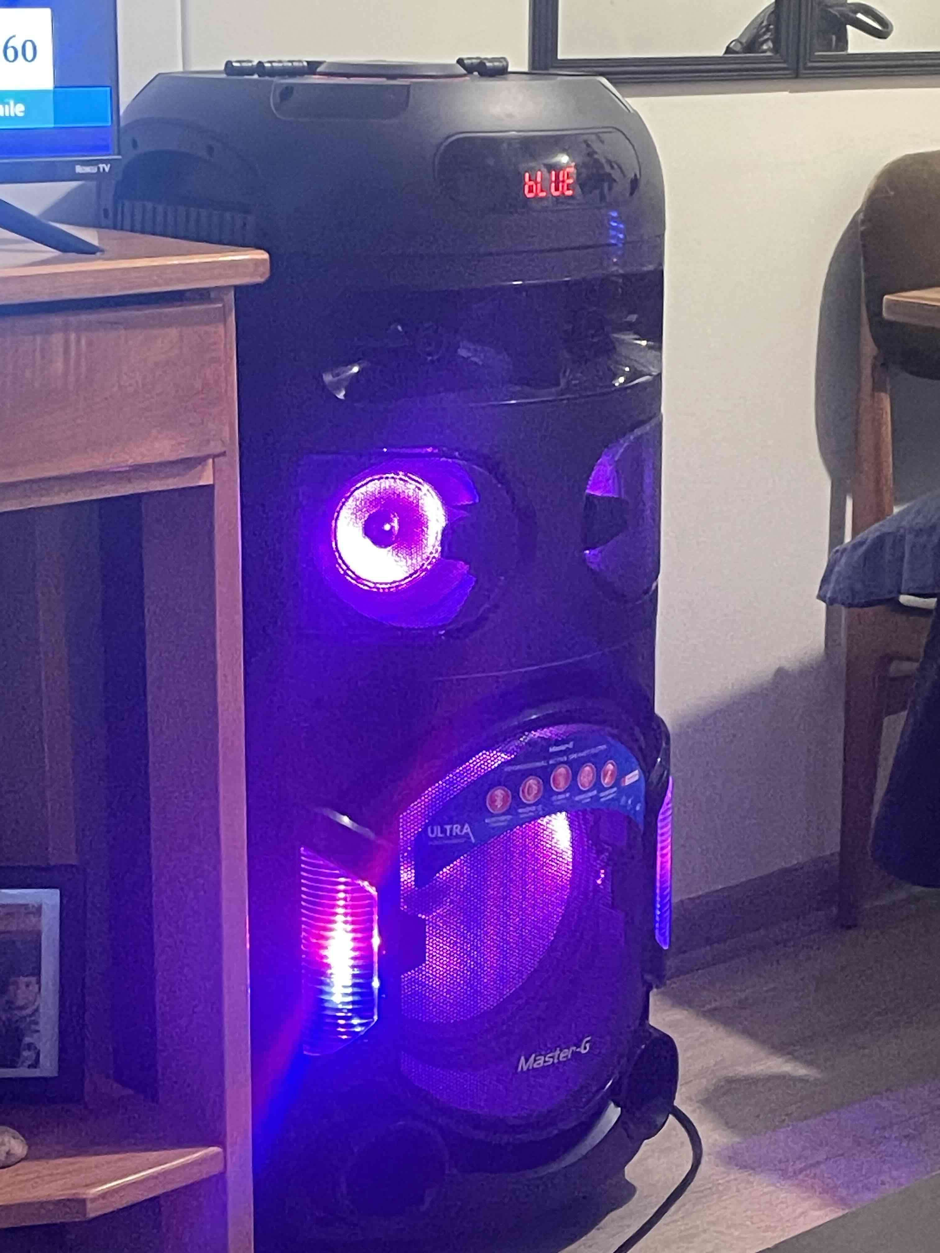 Parlante Master-G con luces LED - 2