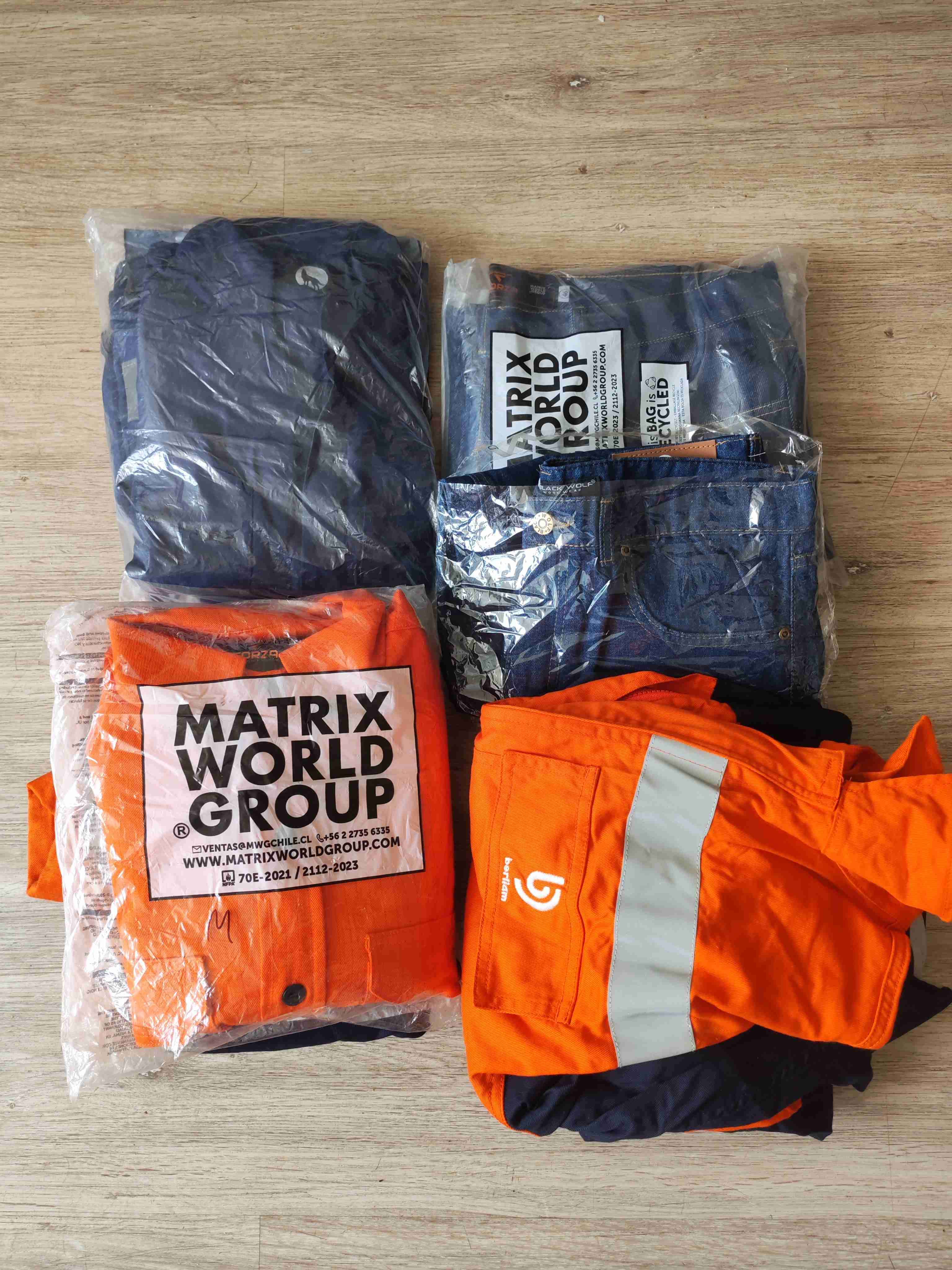 Lote Ropa de trabajo - 1