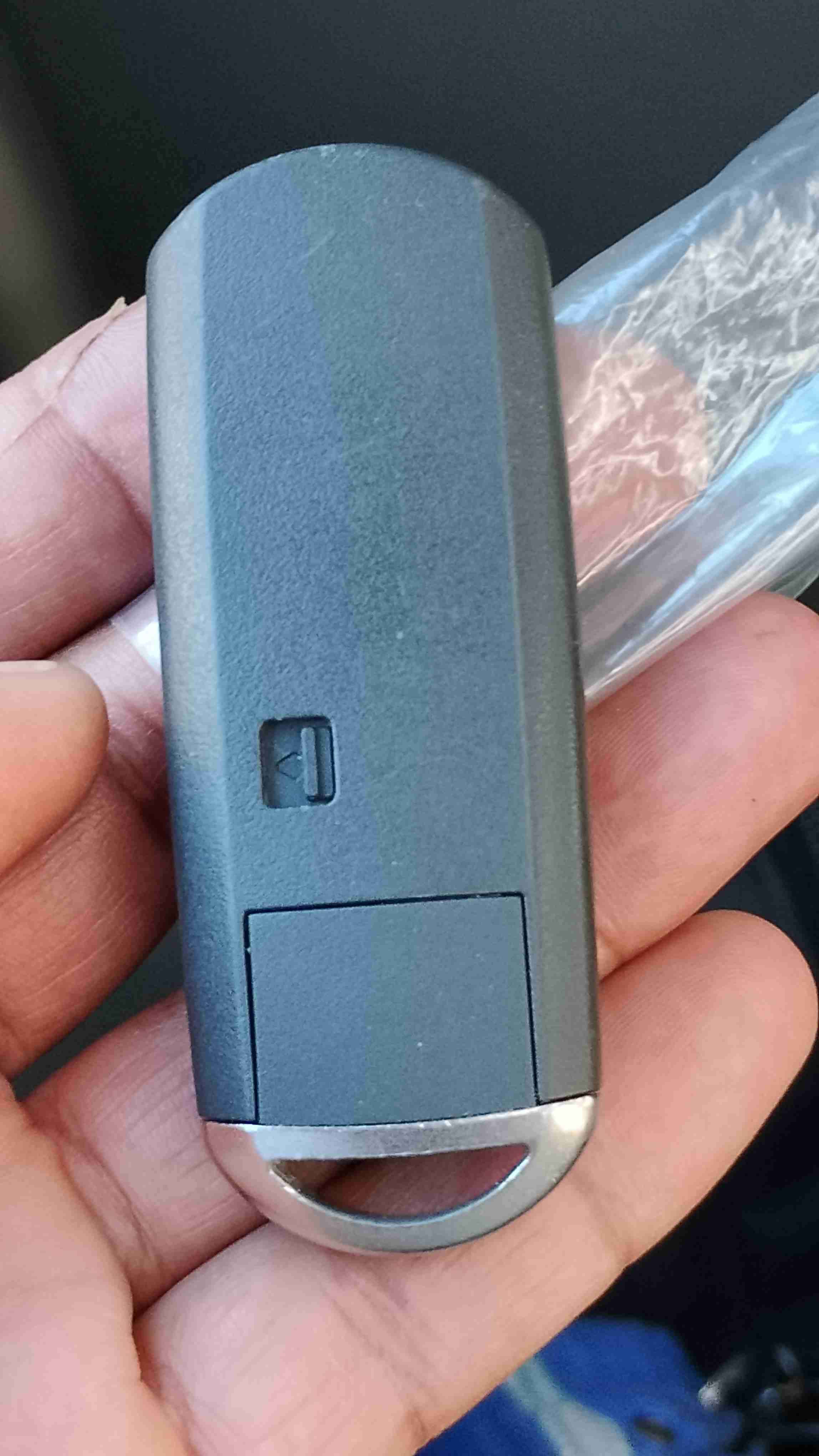 Carcasa Mazda 3 botones - 3