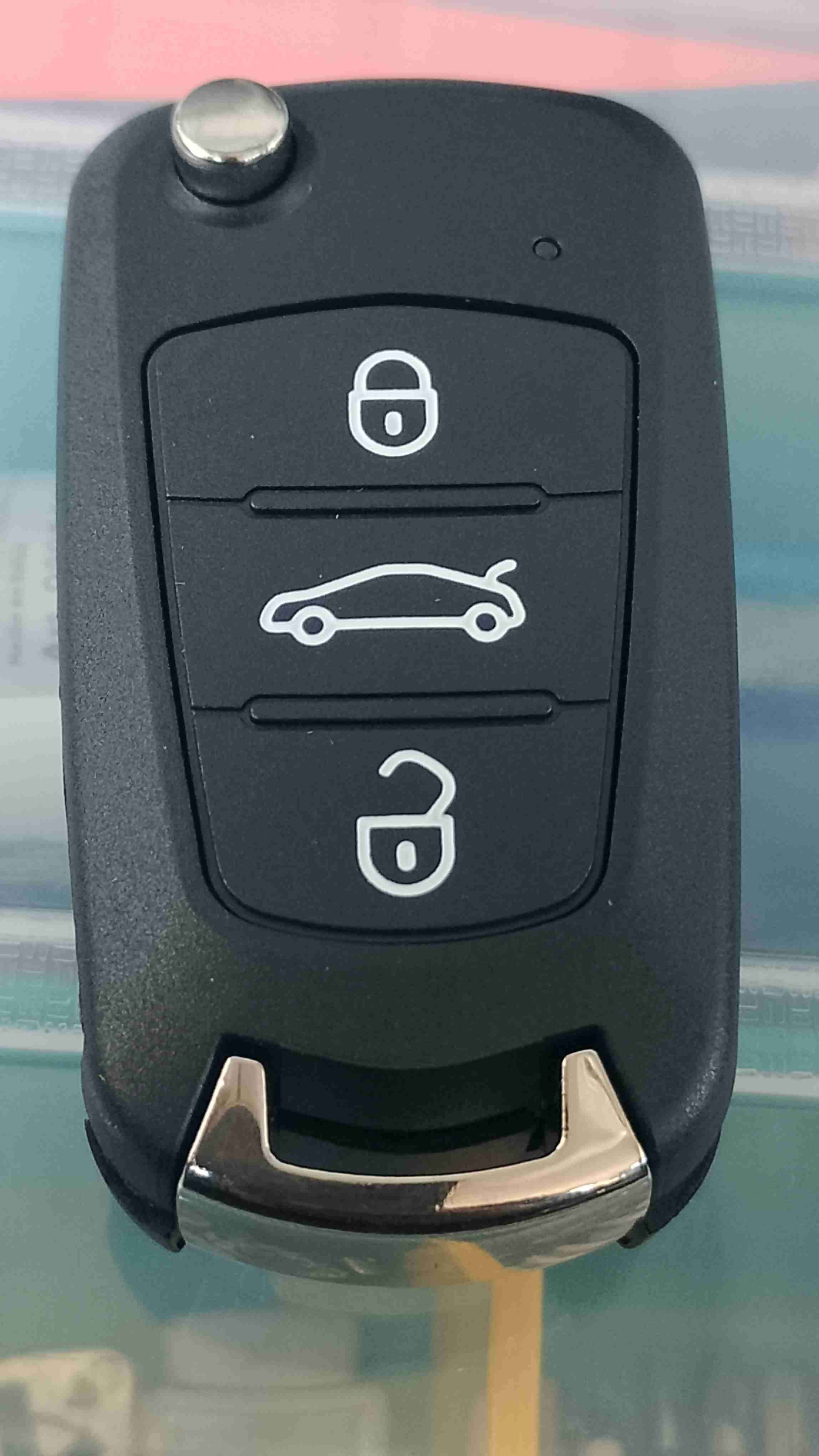 Carcasa tipo navaja GWM - 1