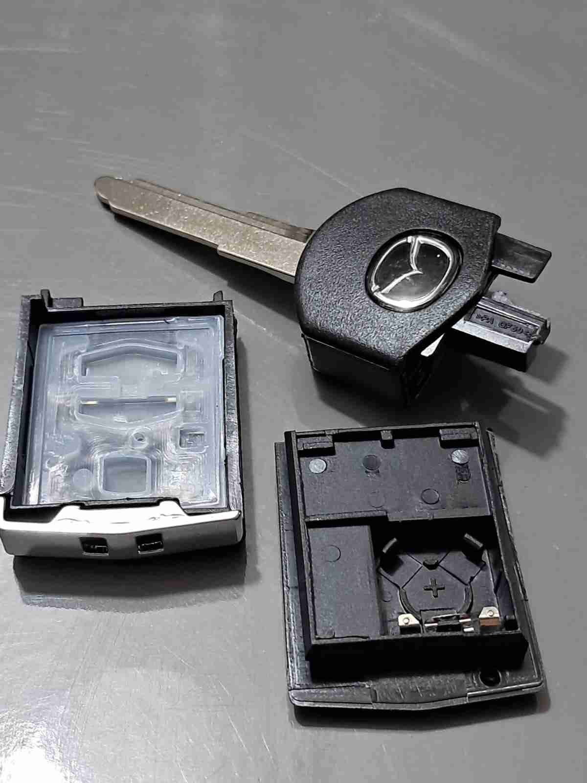 Llaves de auto Mazda - 2