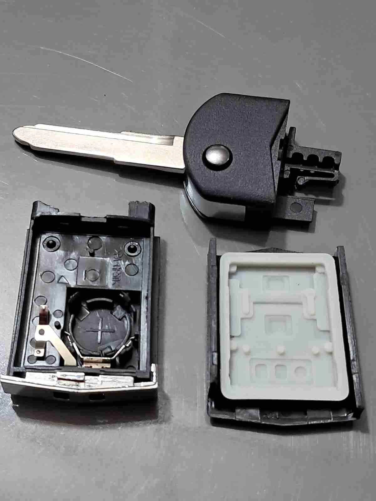 Llaves de auto Mazda - 3