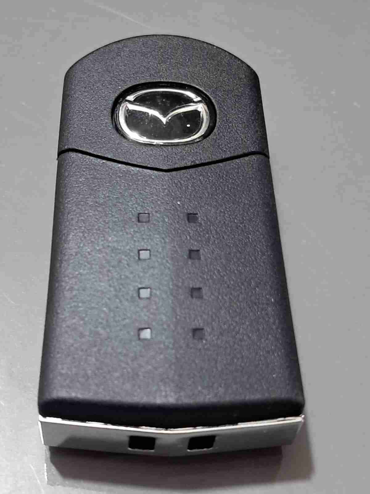 Llaves de auto Mazda - 5