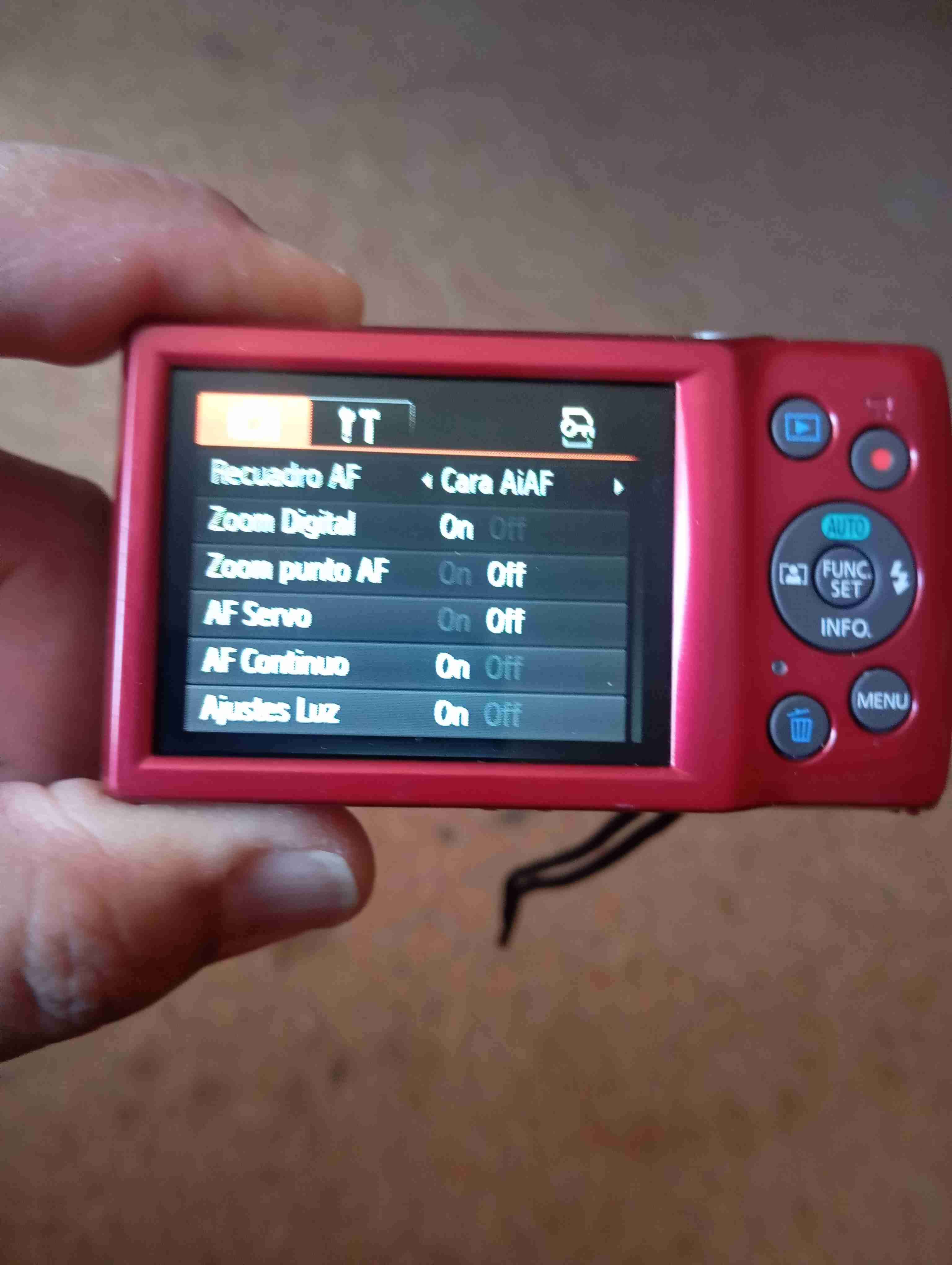 Canon powershot 8x elph 180 color rojo - miniatura 3