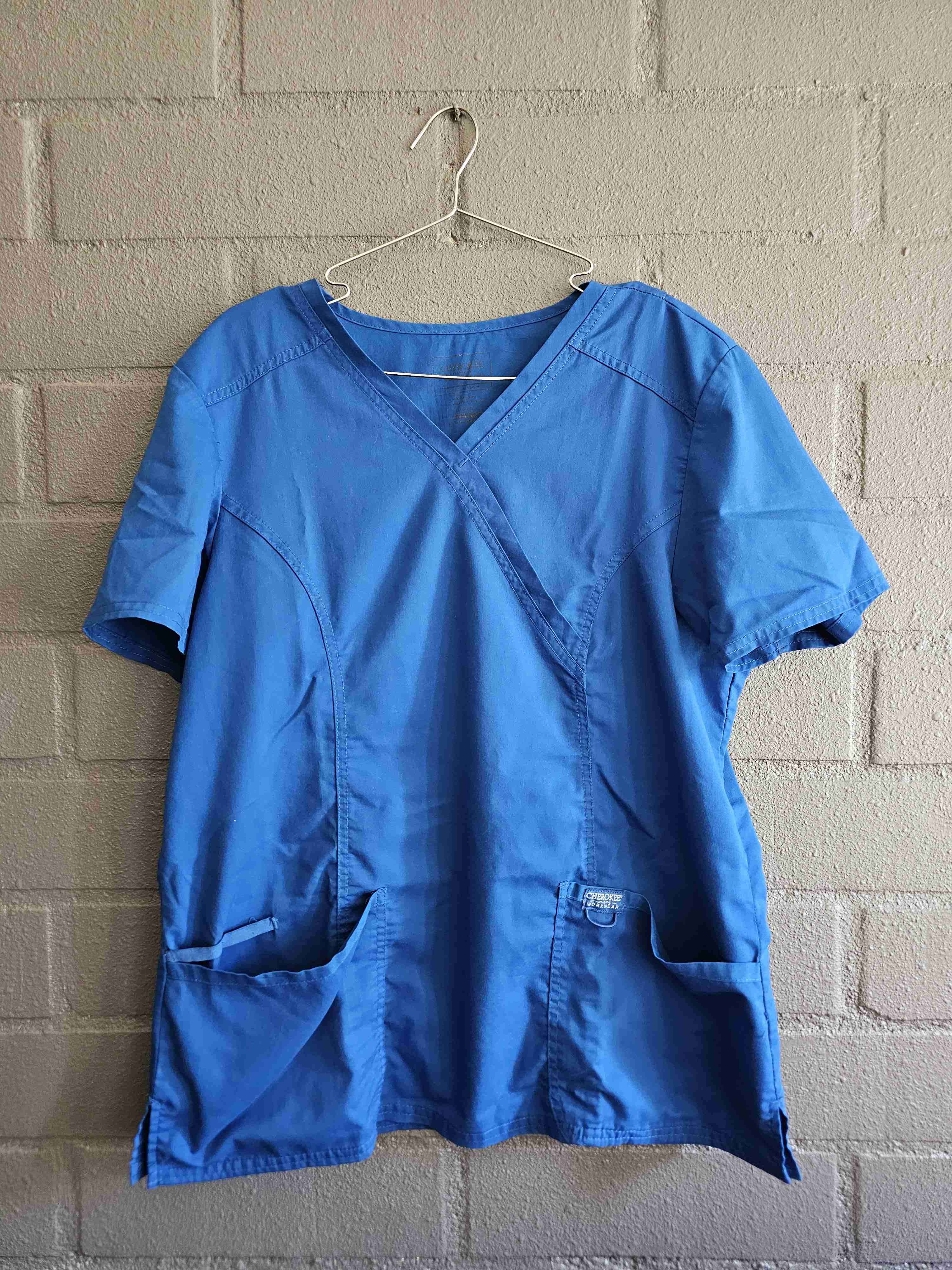 Blusa médica azul