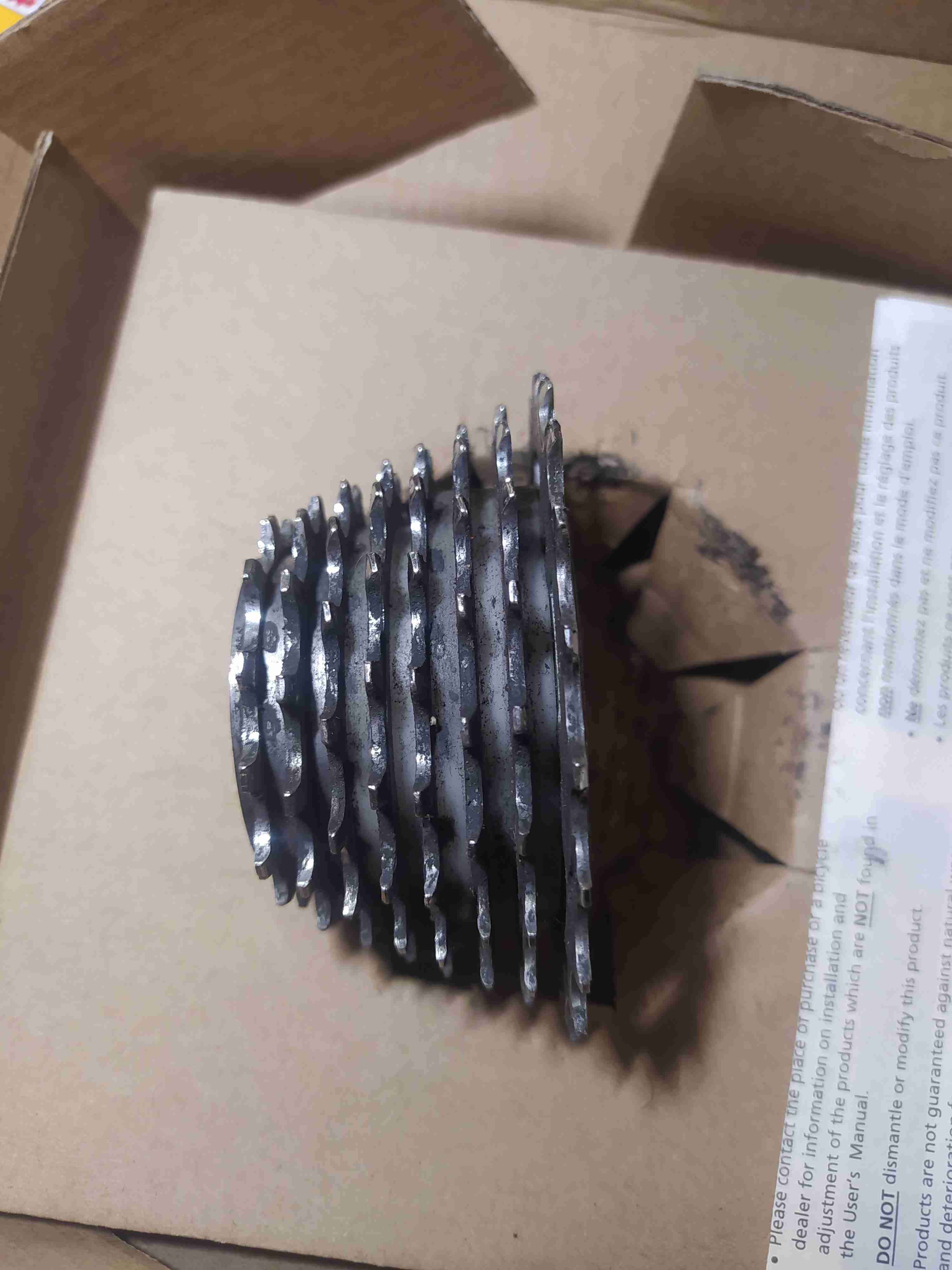 Piñón de bicicleta usado - miniatura 2