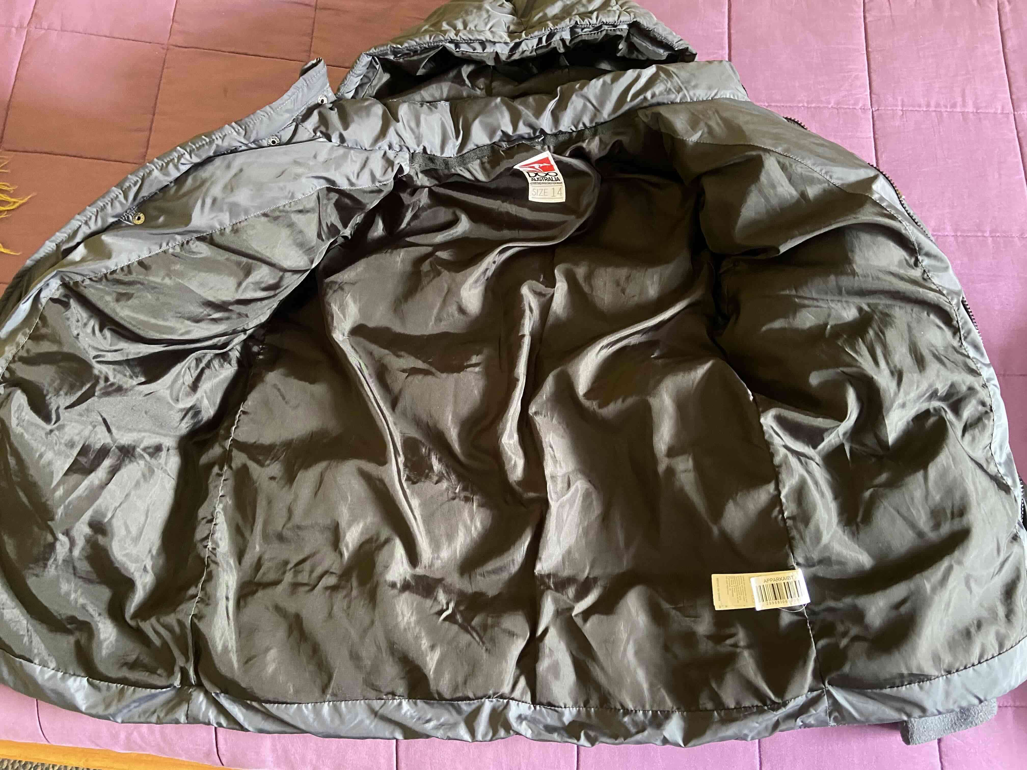 Parka gris con capucha marca Doo Australia - 3