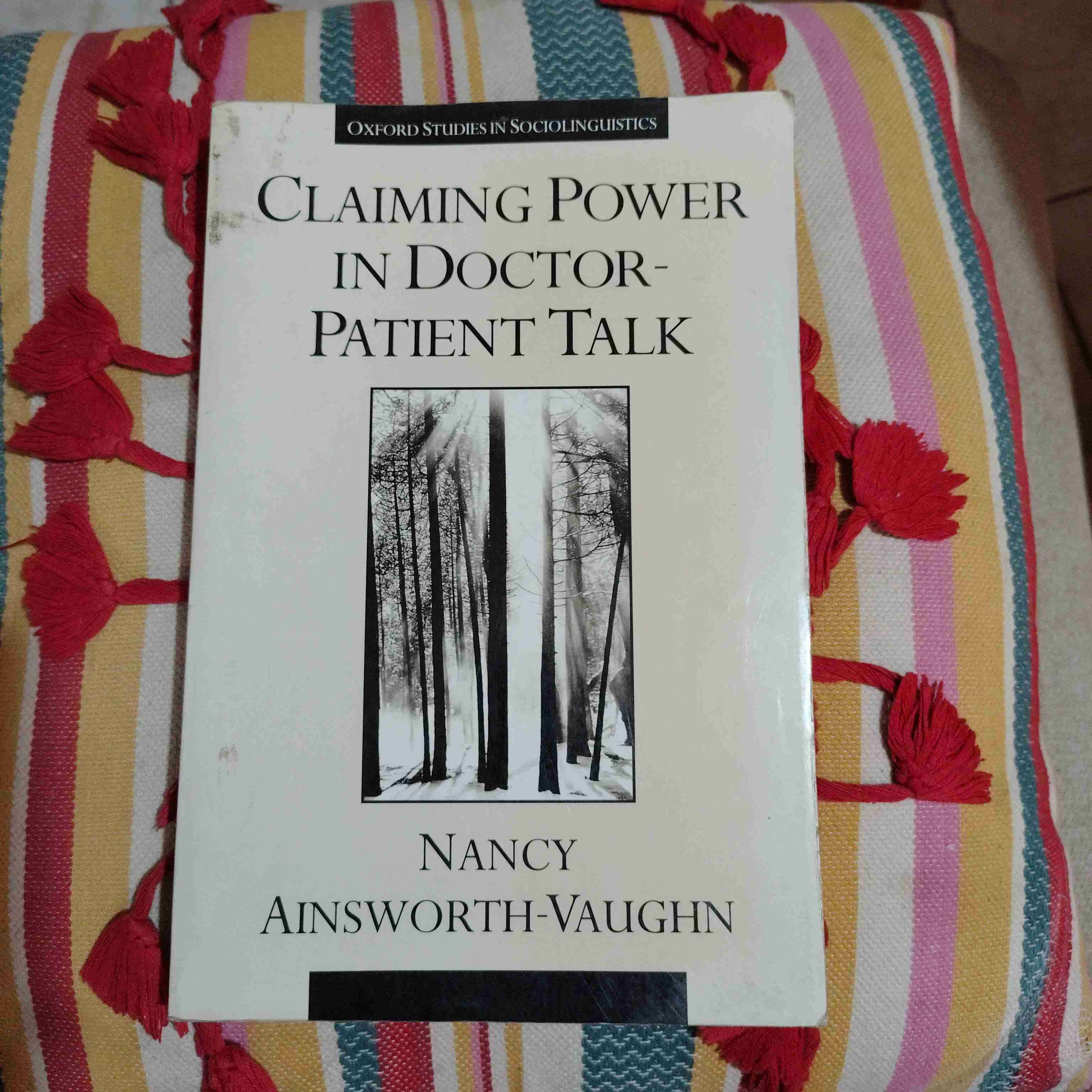 Libro Claiming Power in Doctor-Patient Talk - 1