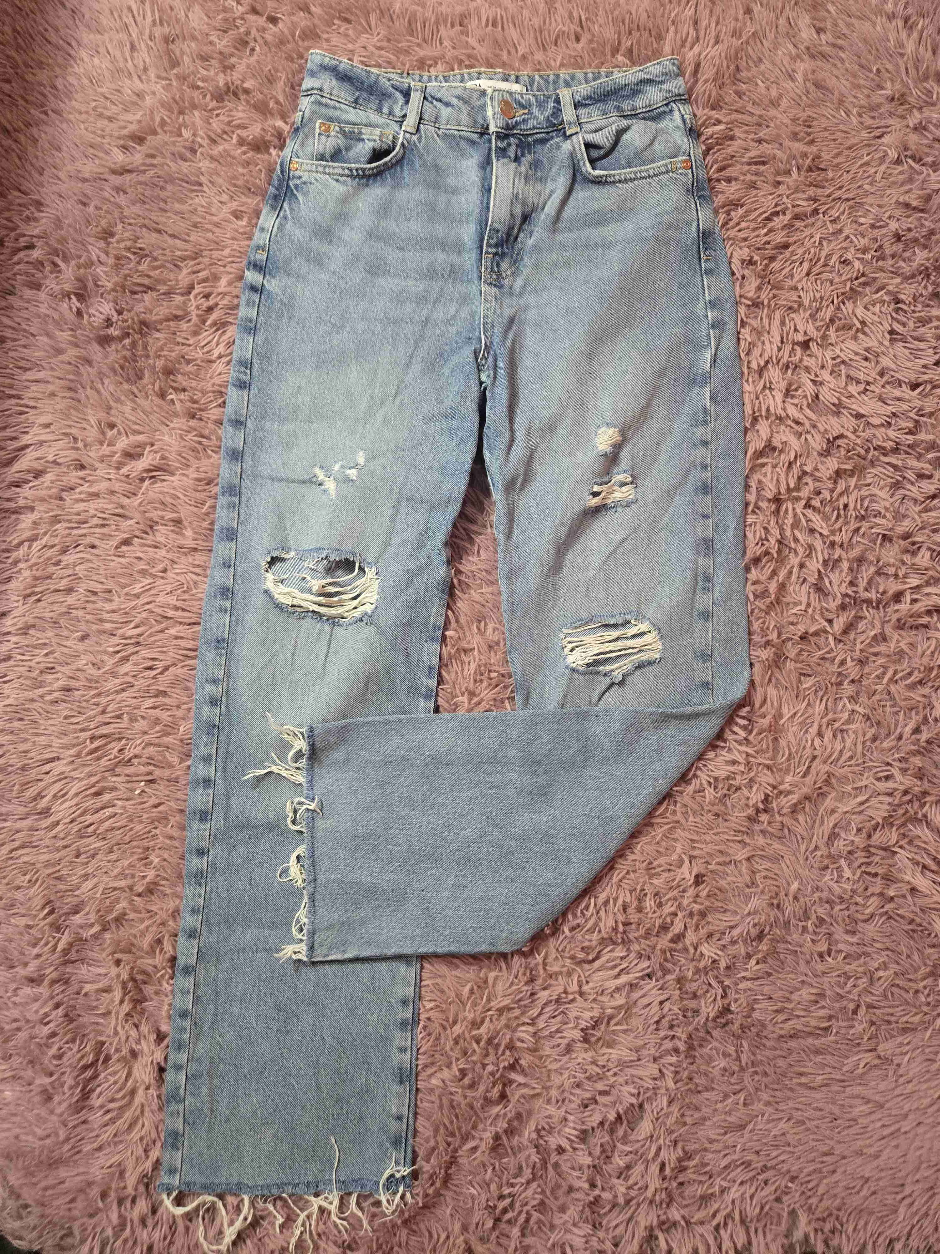Jeans azul rasgados - 1