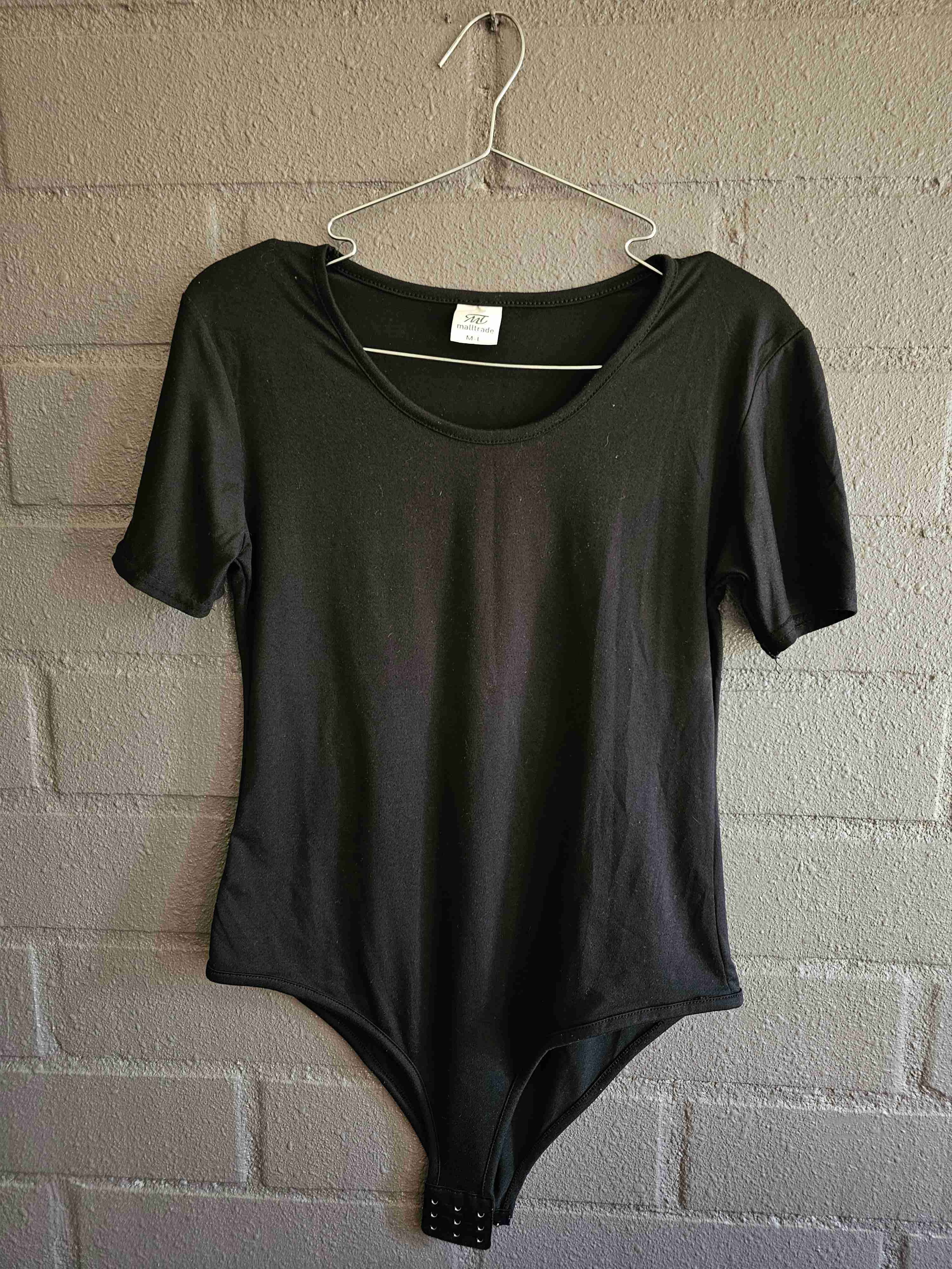 Body negro básico